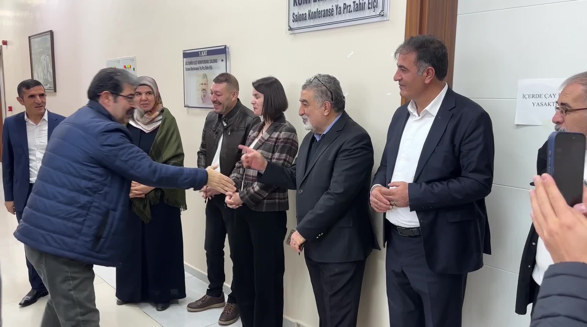 Demokratik Birlik İnisiyatifi Van'da STÖ temsilcileriyle buluştu: DEM Partili Kamaç: "Kürt tarafı üzerine düşeni yaptı, şimdi herkesin gözü iktidarda"