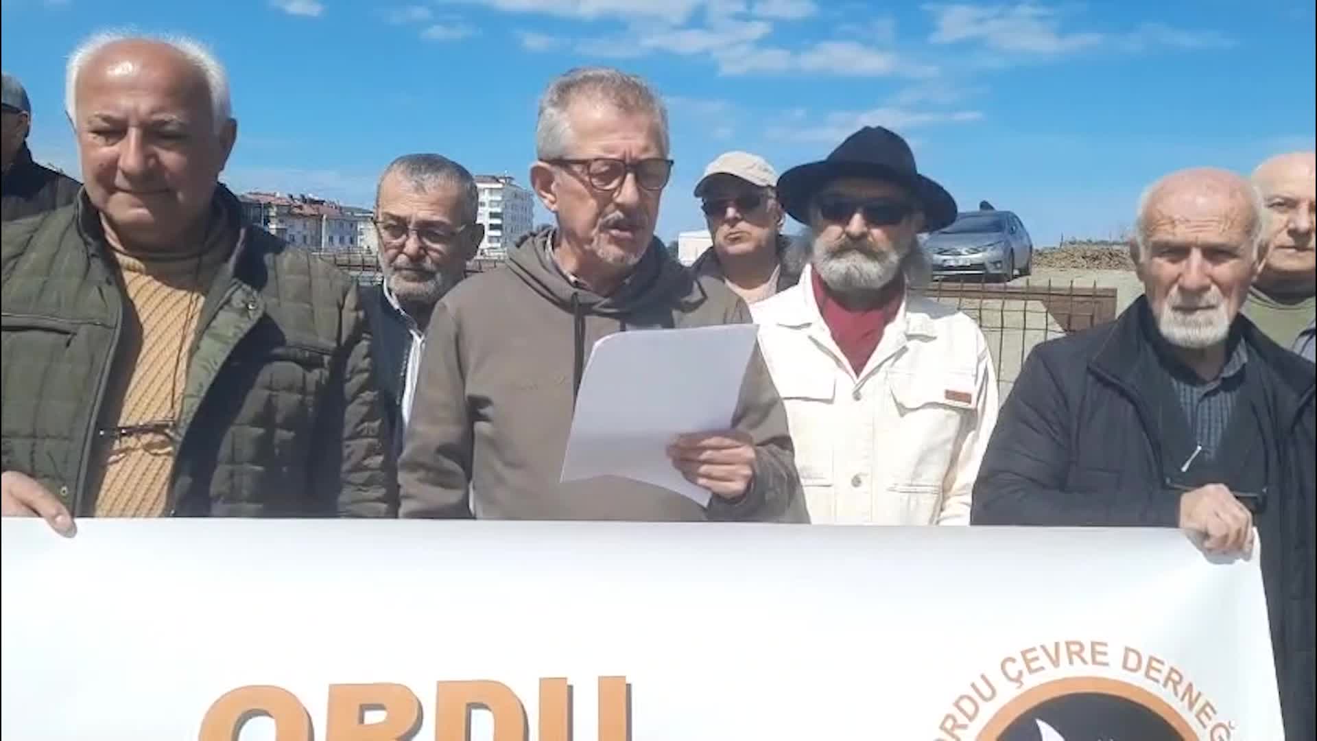 Ordu Çevre Derneği, Büyükşehir Belediyesi'nin Durugöl’de sürdürdüğü yapılaşma çalışmalarını protesto etti