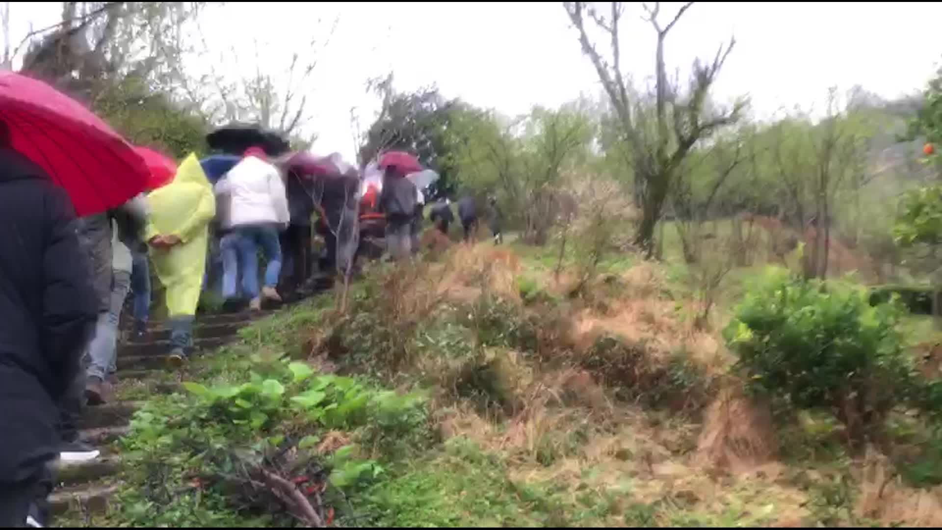 Kızıldere’de yaşamını yitiren Cihan Alptekin mezarı başında anıldı