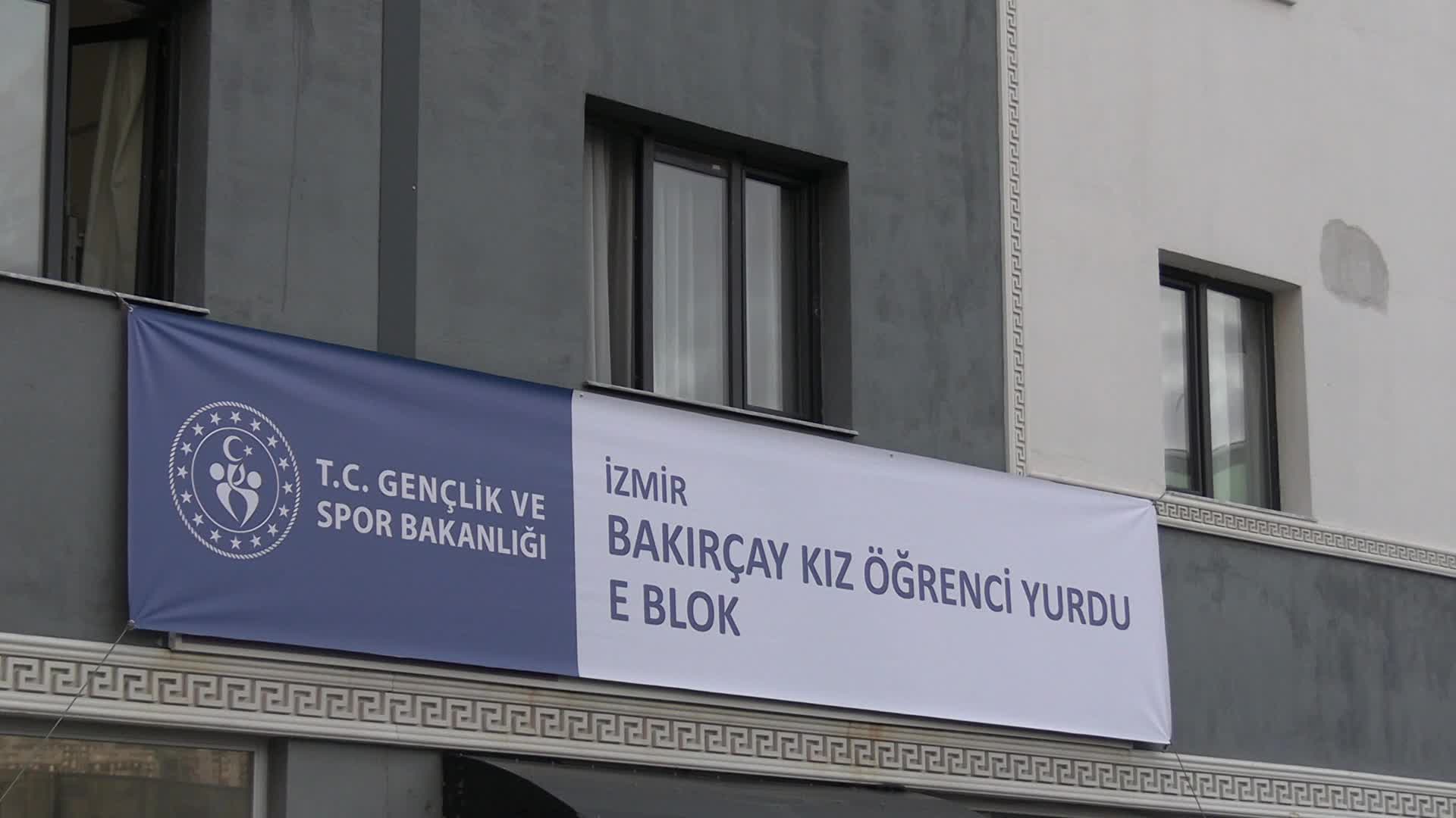 İzmir’deki KYK yurdu iddialarıyla ilgili CHP’den açıklama... CHP İzmir İl Gençlik Kolları Başkanı Çelik: Bu korku düzenine boyun eğmiyoruz, sorumlular hesap verecek