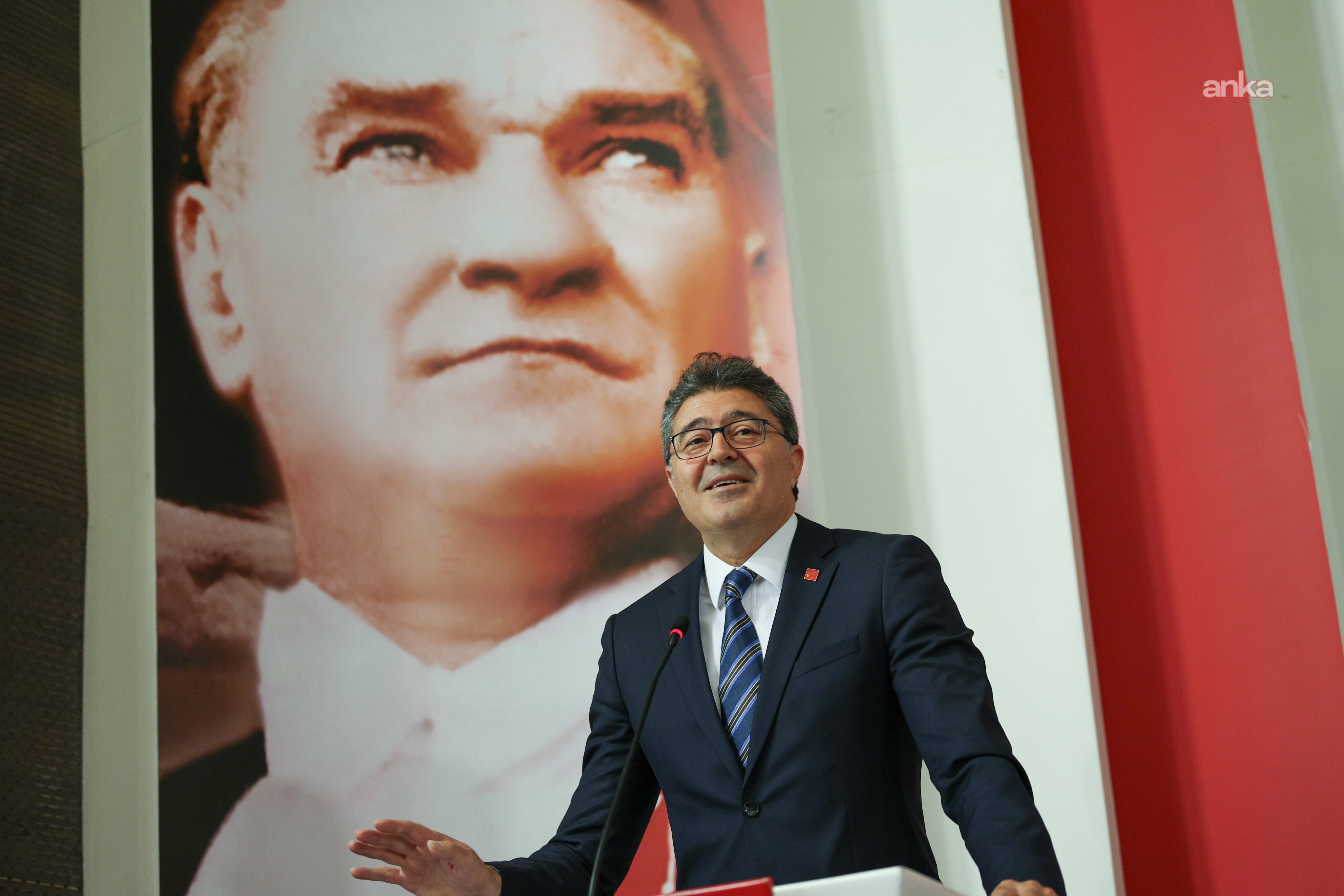 Mustafa Bozbey'in gözaltına alınması... Ensar Aytekin: "Çağırdınız da ifadeye mi gelmedi Bozbey, yurt dışına mı kaçtı?"