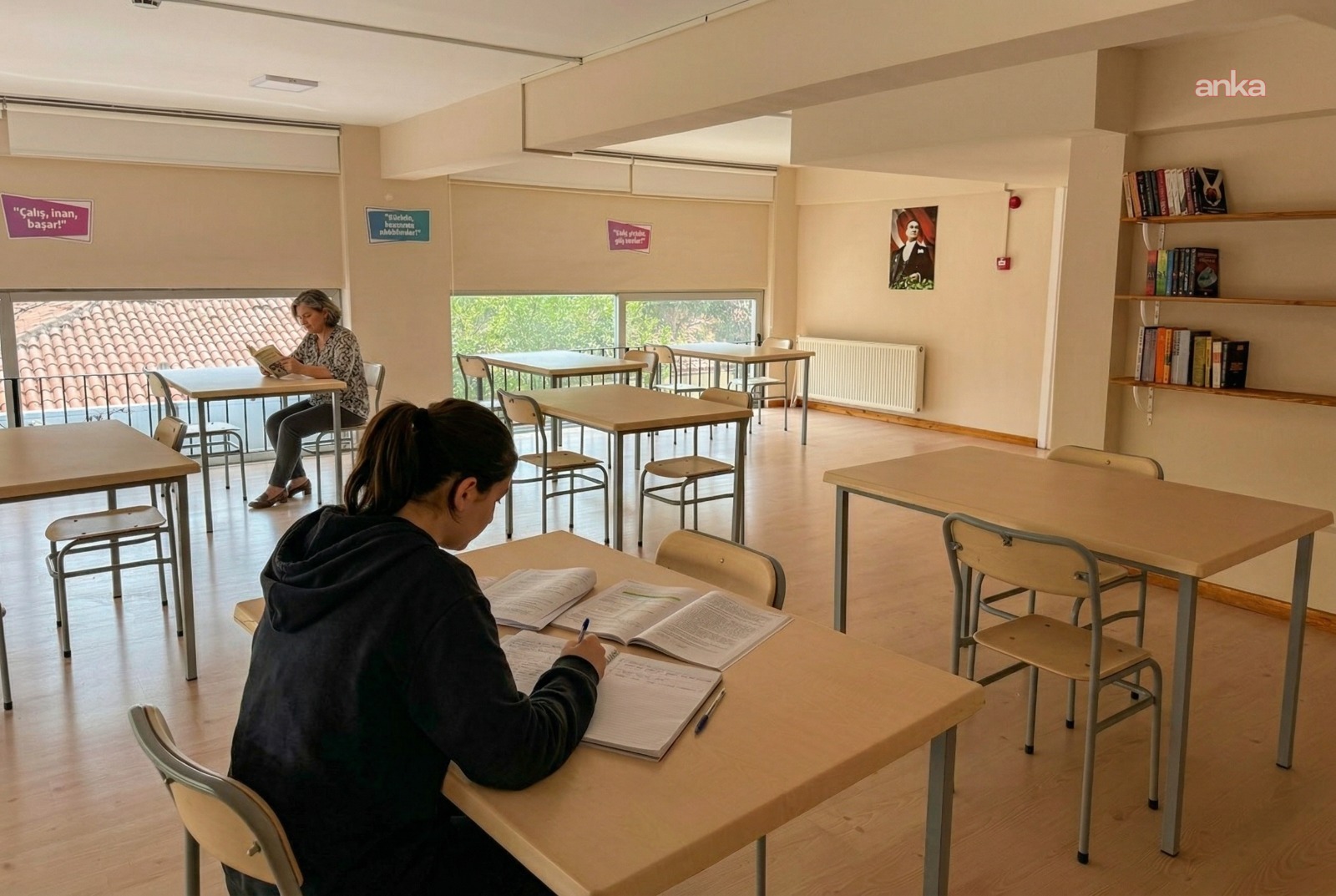 Efeler Belediyesi Türkan Saylan Misafirhanesi, bir yılda bini aşkın kadını ağırladı