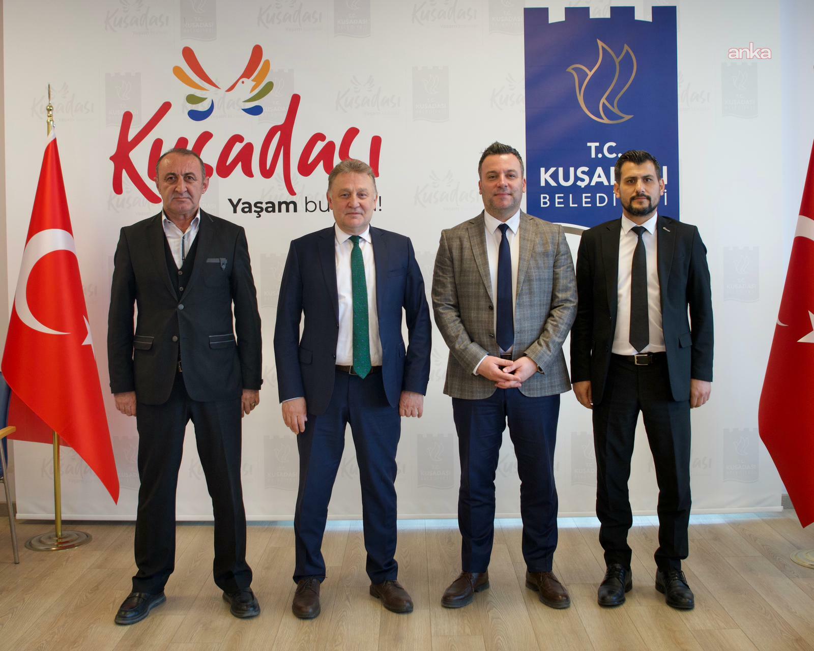 Kuşadası Belediyesi, doğal gaz yatırımlarını sürdürüyor