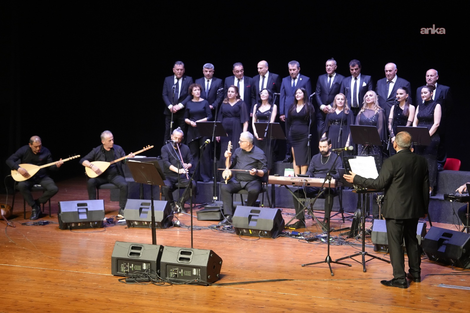 Kartal’da türküler sevgi ve barış için yankılandı