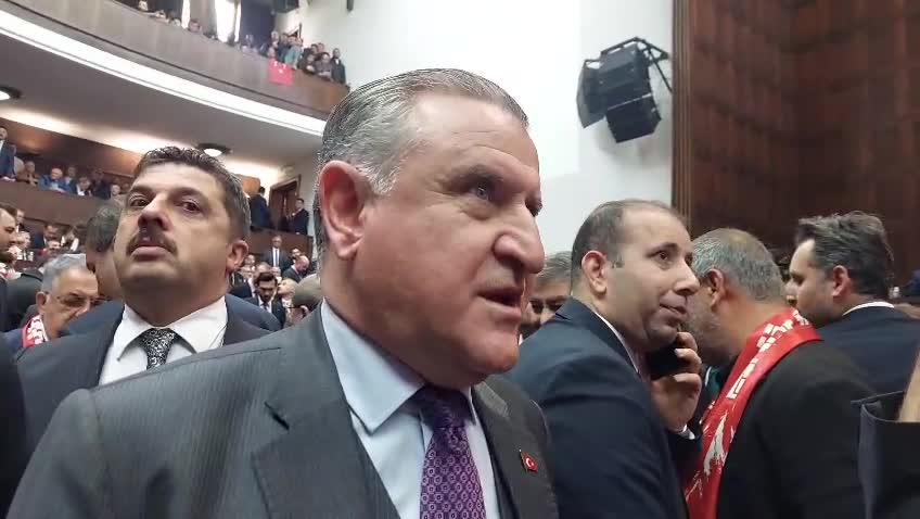 AK Parti Grup Toplantısı... Osman Aşkın Bak: "İstediğimizi aldık ve Dünya Kupası finallerindeyiz"