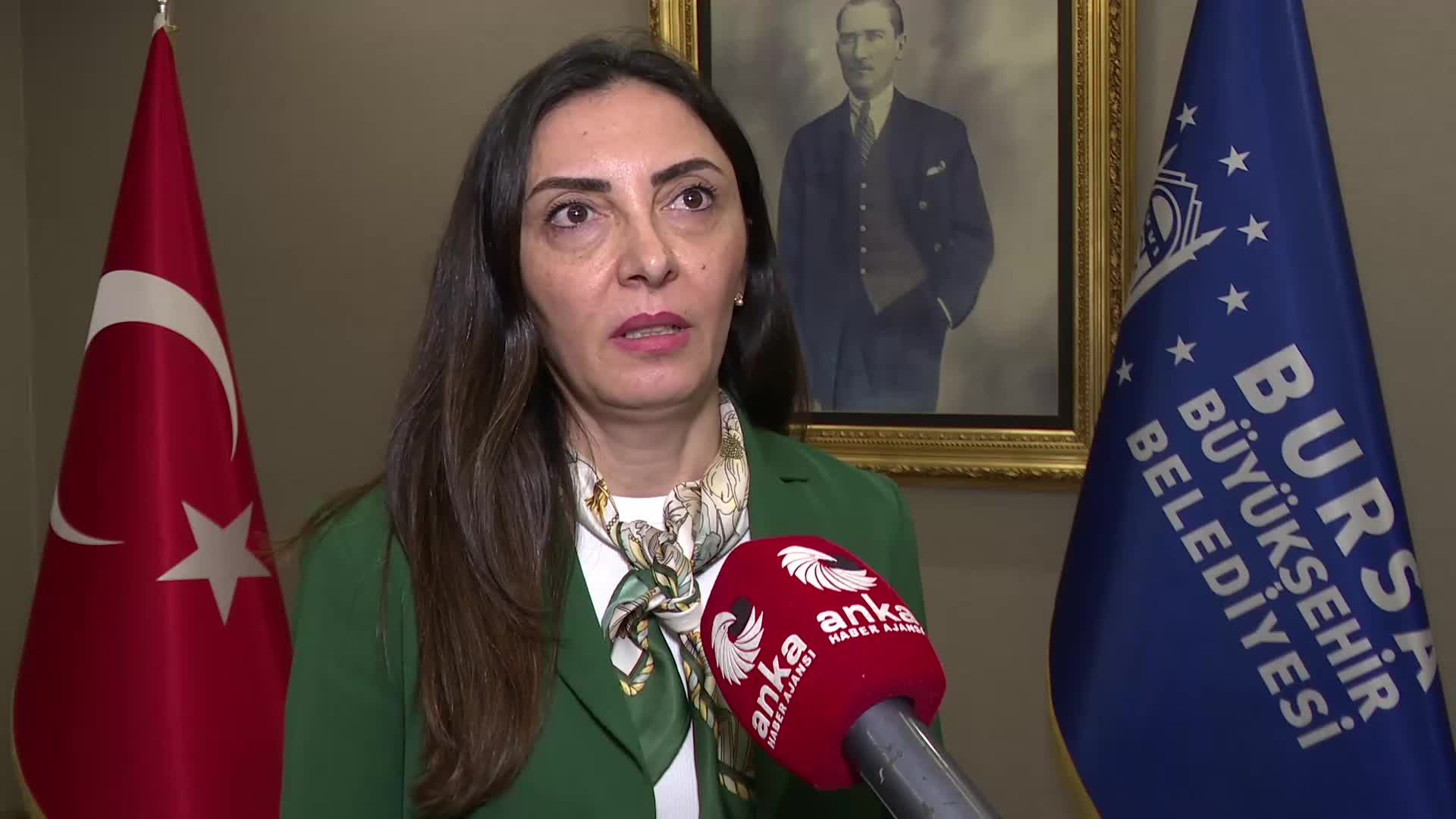 Mustafa Bozbey’in gözaltına alınması… Nurhayat Kayışoğlu: Bükemedikleri bileğe kelepçe takmaya çalışıyorlar ama milletin vicdanı buna izin vermeyecek