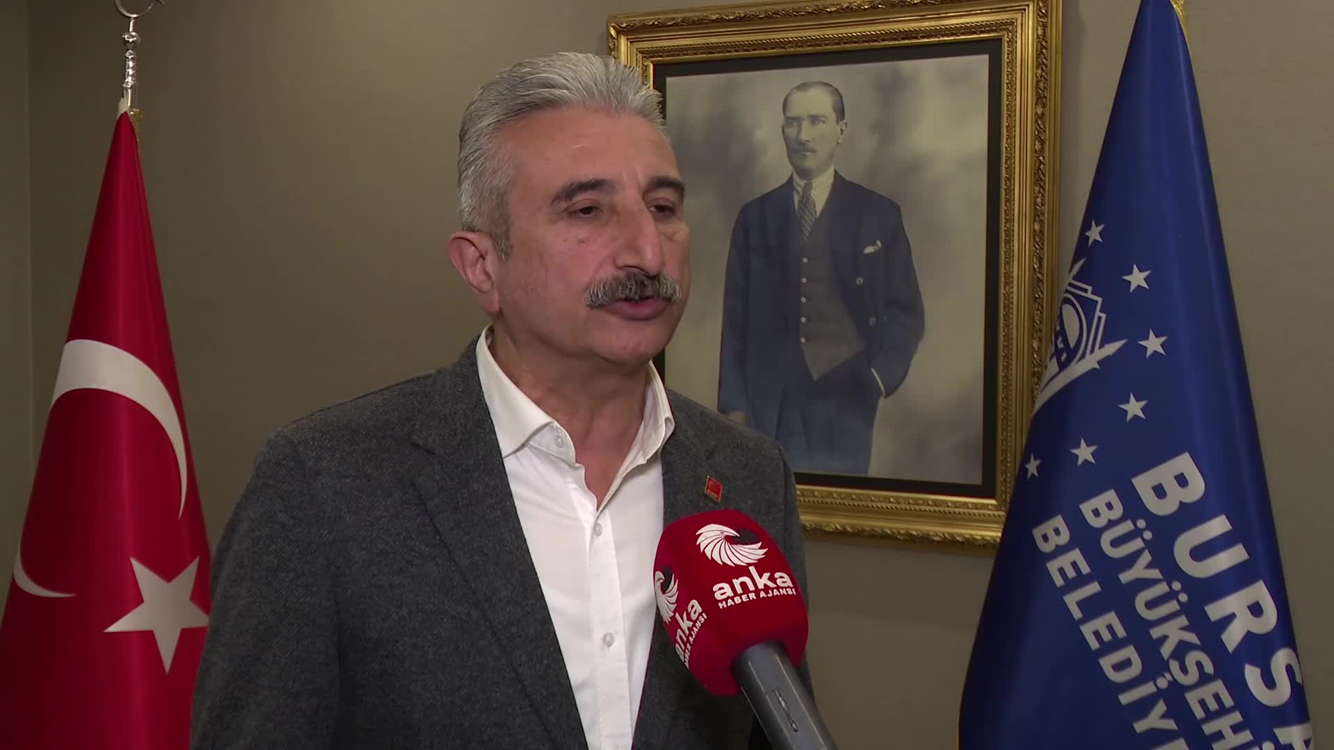 Mustafa Bozbey’in gözaltına alınması… Nihat Yeşiltaş: Yönetim becerisini kaybedenlerin siyasi operasyonlarıyla karşı karşıyayız