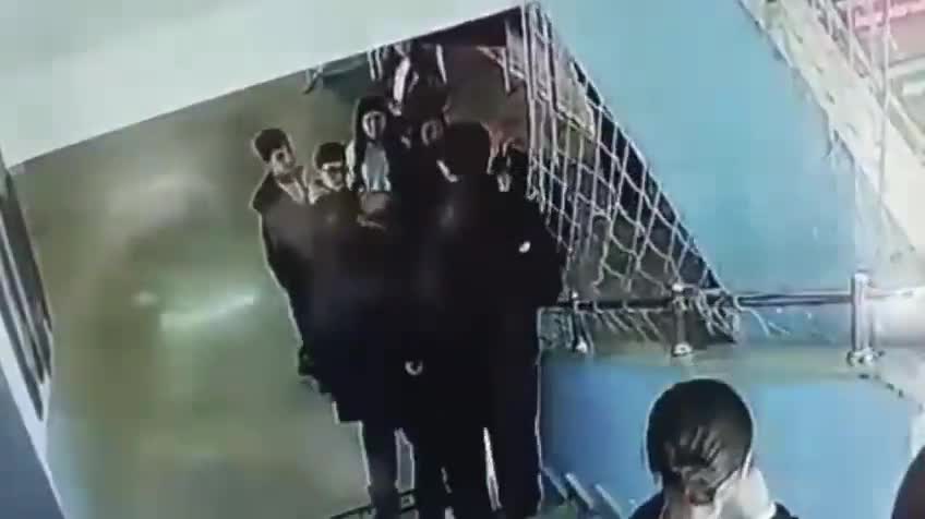 CHP Kemalpaşa İlçe Başkanı Gümüşkaya: “İran’da domatesin kilosu 16 lira,. Türkiye'de tanesi 26 lira”