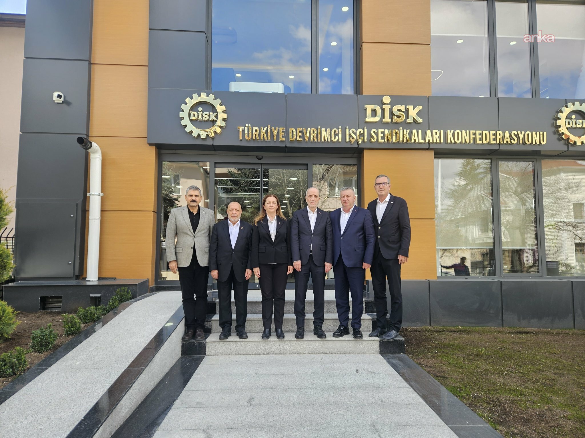 DİSK Genel Merkezi’ne Türk-İş ve HAK-İş’ten ziyaret