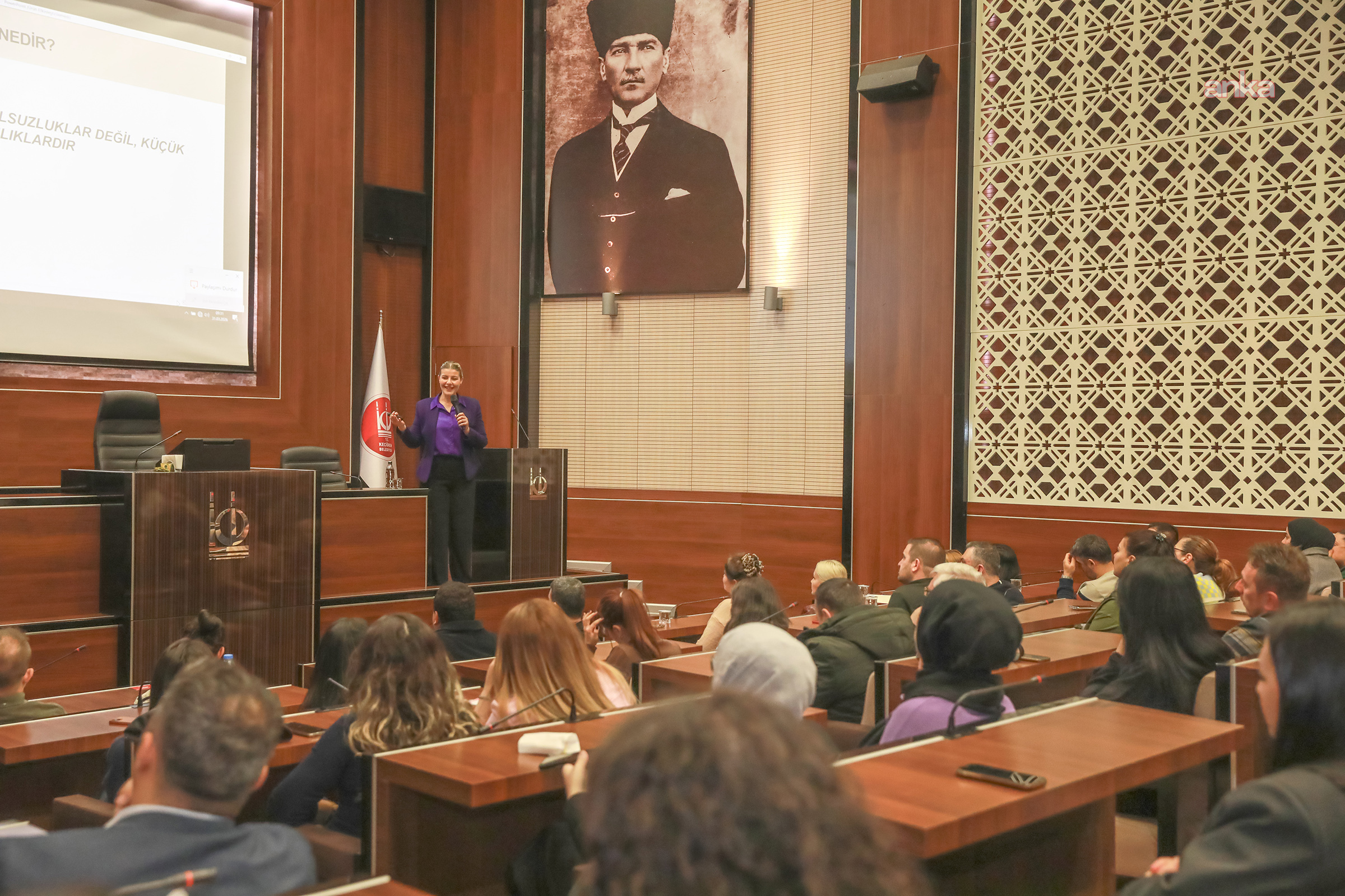 Keçiören Belediyesi'nden personele etik eğitimi