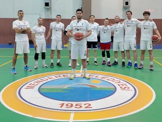 1957 Menderes Spor Kulübü Erkek Basketbol A Takımı'ndan sıfır atık mesajı