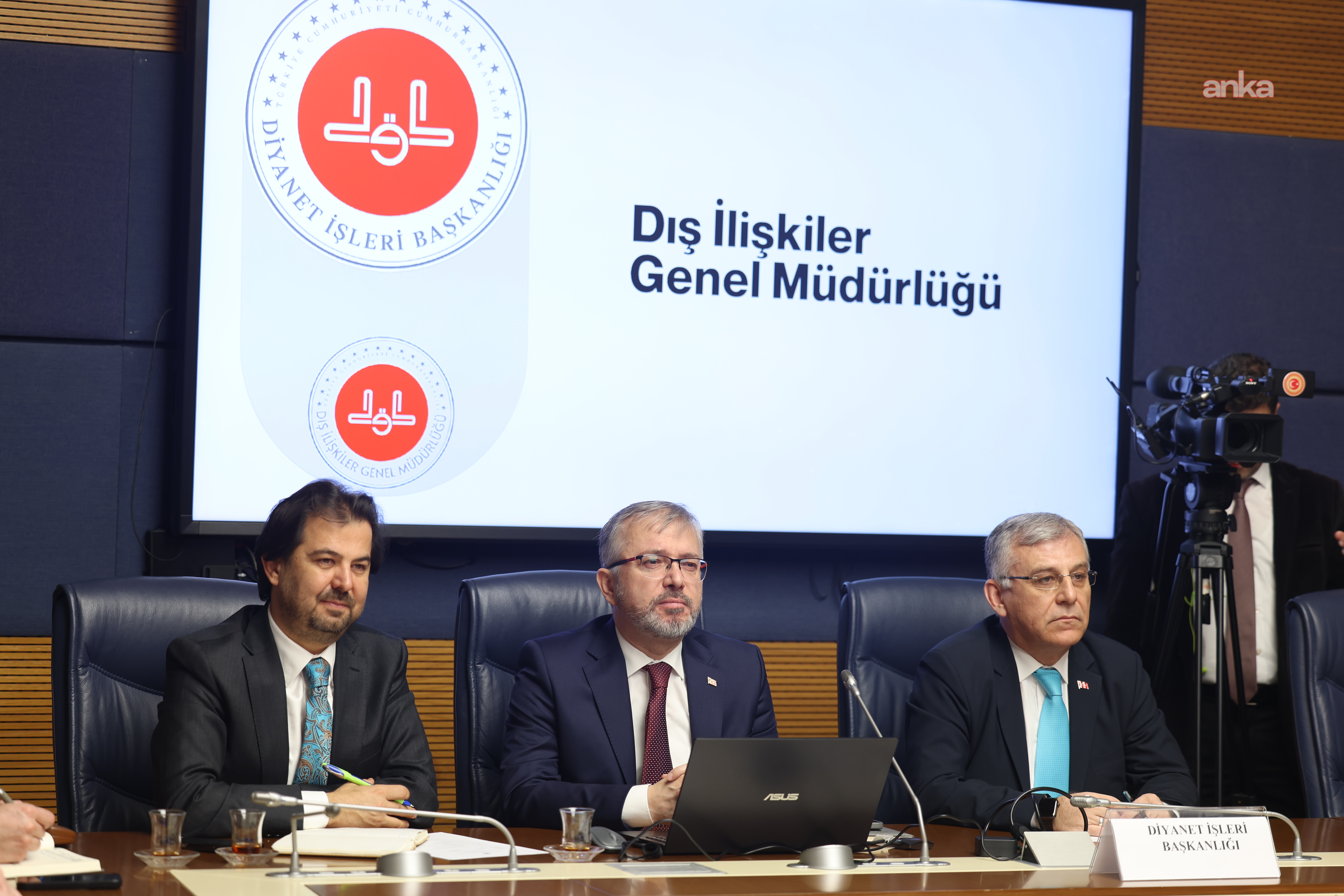 Diyanet İşleri Başkanlığı'nın yurt dışı faaliyetleri TBMM alt komisyonunda ele alındı: "Vakıflarımızın hesaplarının bloke edilmesi gibi sorunlar yaşıyoruz"