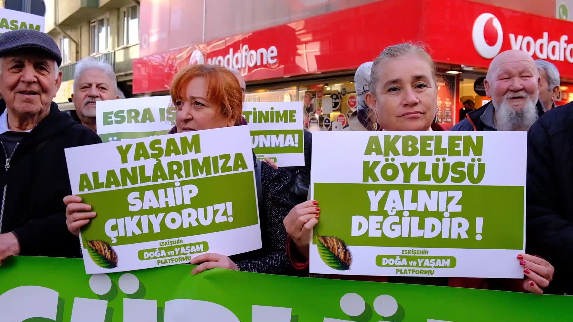 Eskişehir'de Esra Işık'a destek açıklaması: Ülkenin dört bir yanında maden talanına karşı sesini yükselttiği için tutukladılar
