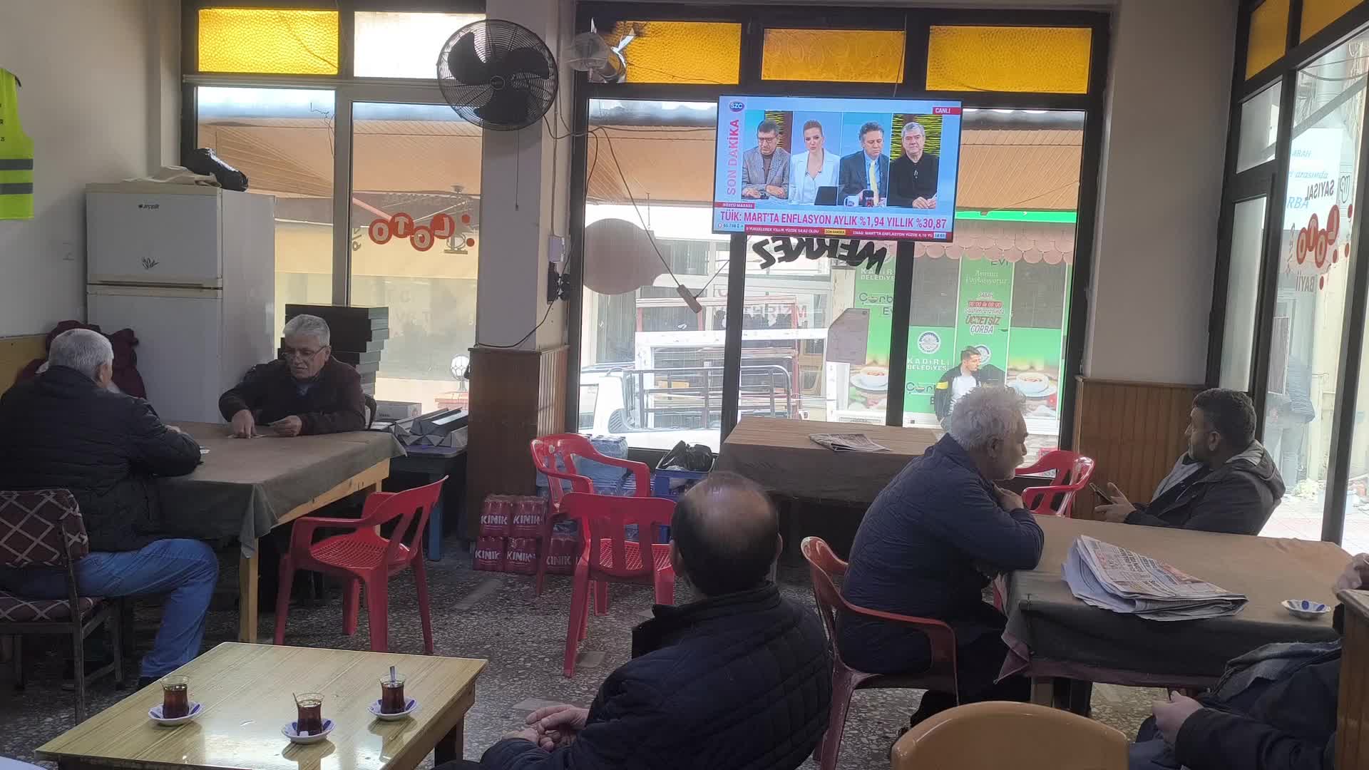 Osmaniyeli vatandaşlardan TÜİK'e 'enflasyon' tepkisi: "TÜİK'e inanmıyorum. Bir patlıcan 200 lira olmuş, inanılmaz bir şey, gerçekten inanılmaz"