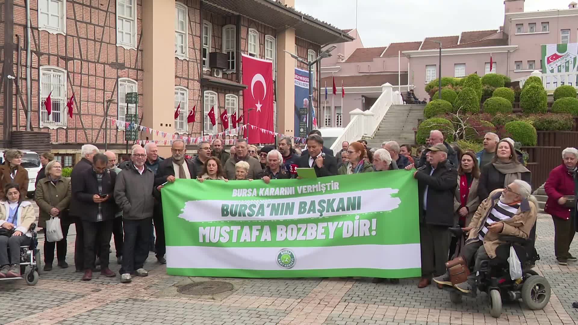 Mustafa Bozbey’in gözaltına alınması… Bursa Kent Konseyi Başkanı Aksoy: Adaletten, hukuktan, vicdandan yoksun gözaltılara, tutuklamalara derhal son verilmeli