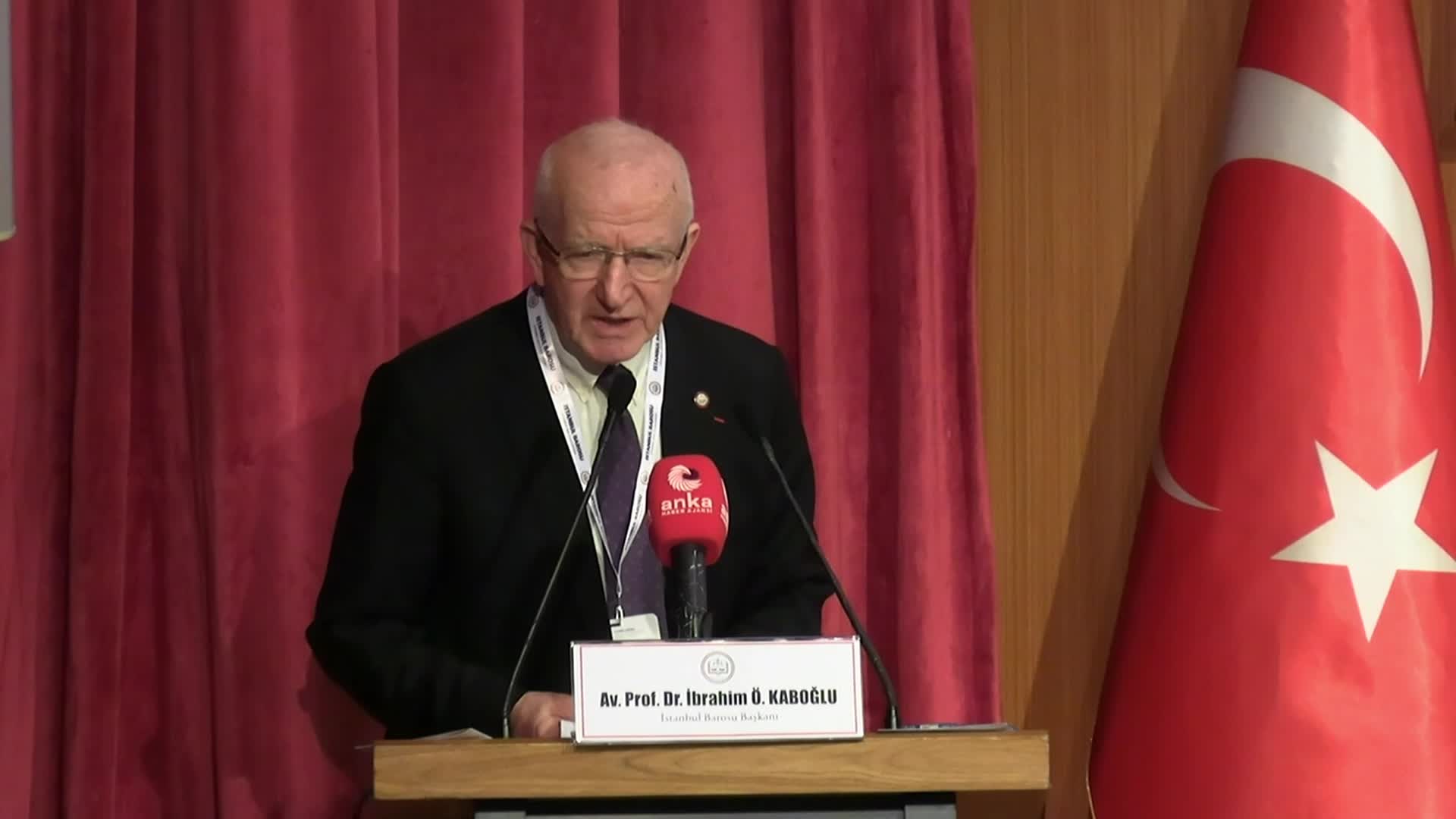 İstanbul Barosu Başkanı İbrahim Kaboğlu'ndan "Savunma Dayanışma Ağı" çağrısı
