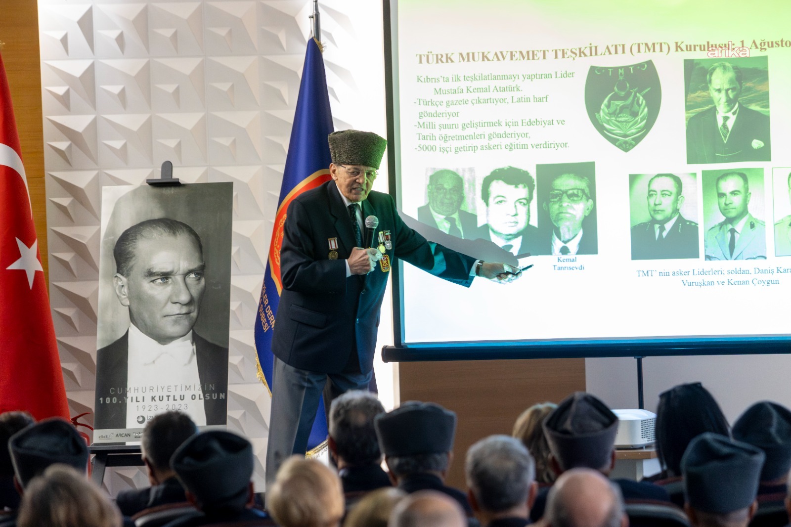 Karşıyaka'da "Kıbrıs Harekatı" konulu konferans