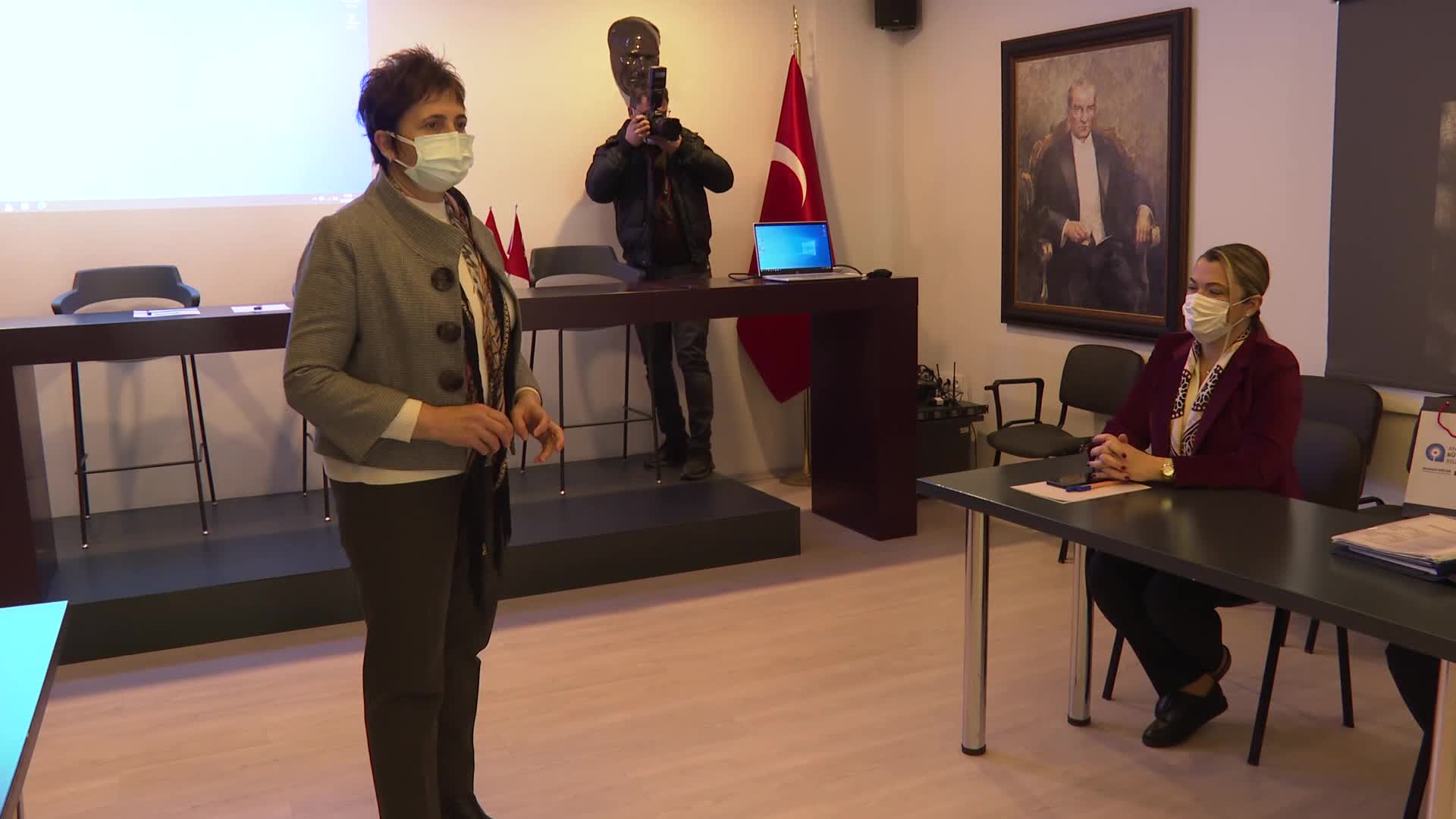 ANTALYA BÜYÜKŞEHİR BELEDİYESİ GENEL SEKRETERİ TUNCER: "BÜTÇENİN YARISINI YATIRIMA AYIRDIK"