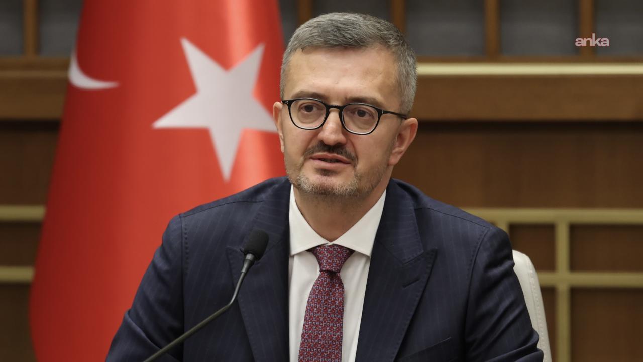 Van'ın Tuşba ilçesinde deprem... Burhanettin Duran: "Saha tarama çalışmaları sürdürülmekte, şu ana kadar herhangi bir olumsuzluk tespit edilmemiştir"