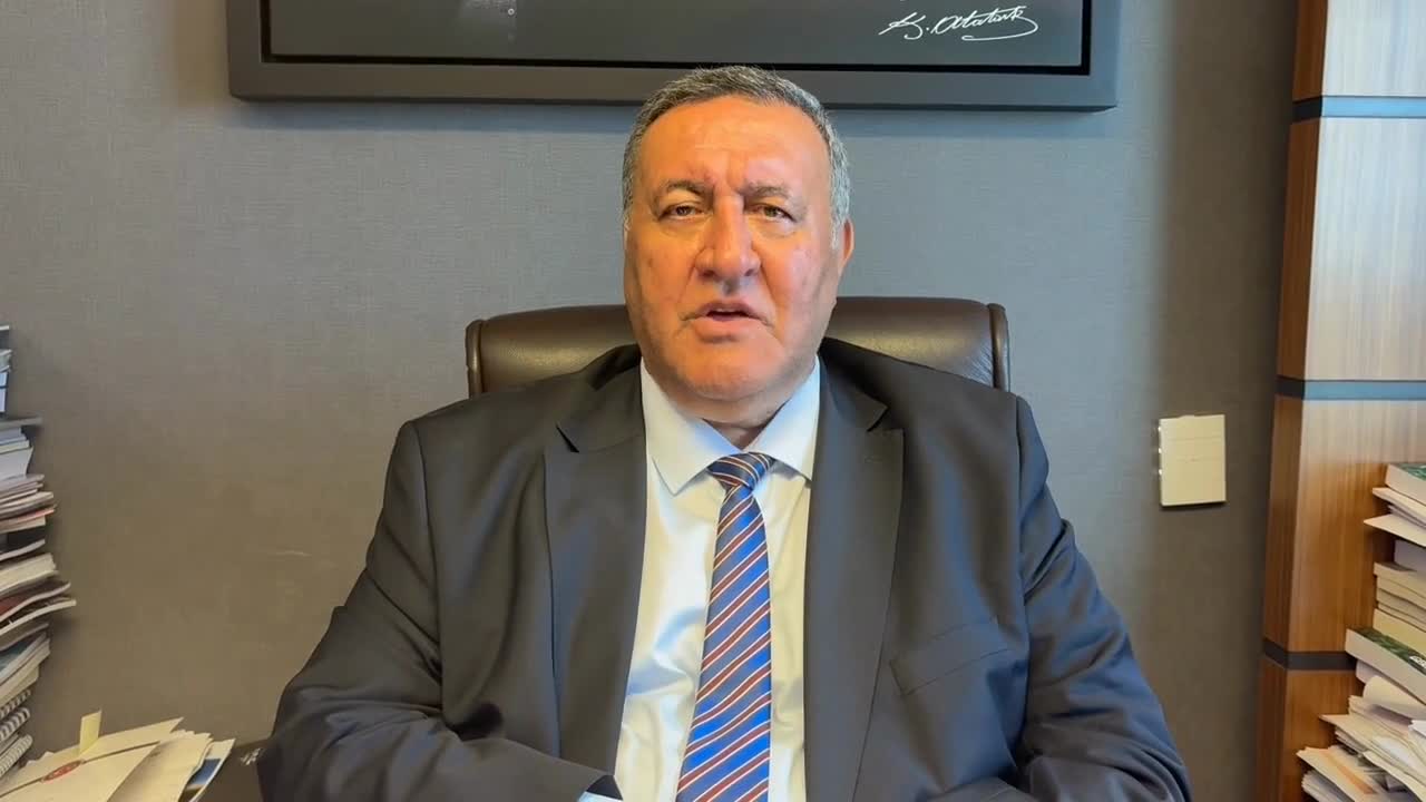 Ömer Fethi Gürer: “2002'de bir stadyumu dolduramayan borçlu yaşlı sayısı, bugün koca bir şehrin nüfusuna erişti”