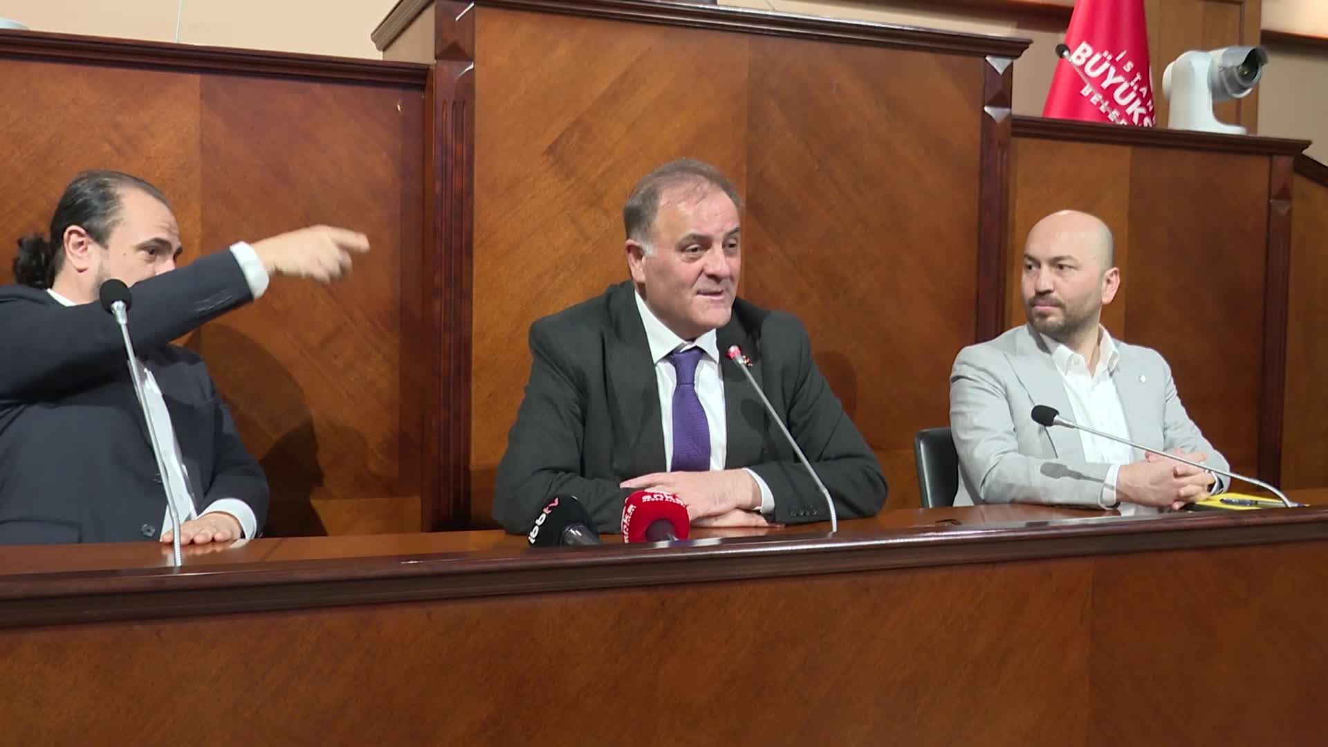 Türkiye - Romanya maçında tribünleri coşturan İBB Mehteran Takımı Saraçhane’de