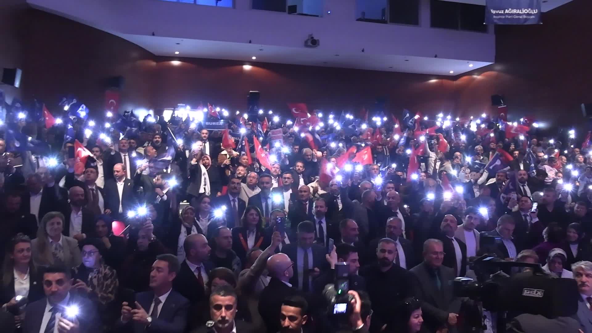Yavuz Ağıralioğlu: "Tayyip Erdoğan, millet iradesini tanımayanlara cezasını verdiği için sen 24 yıldır iktidardasın"