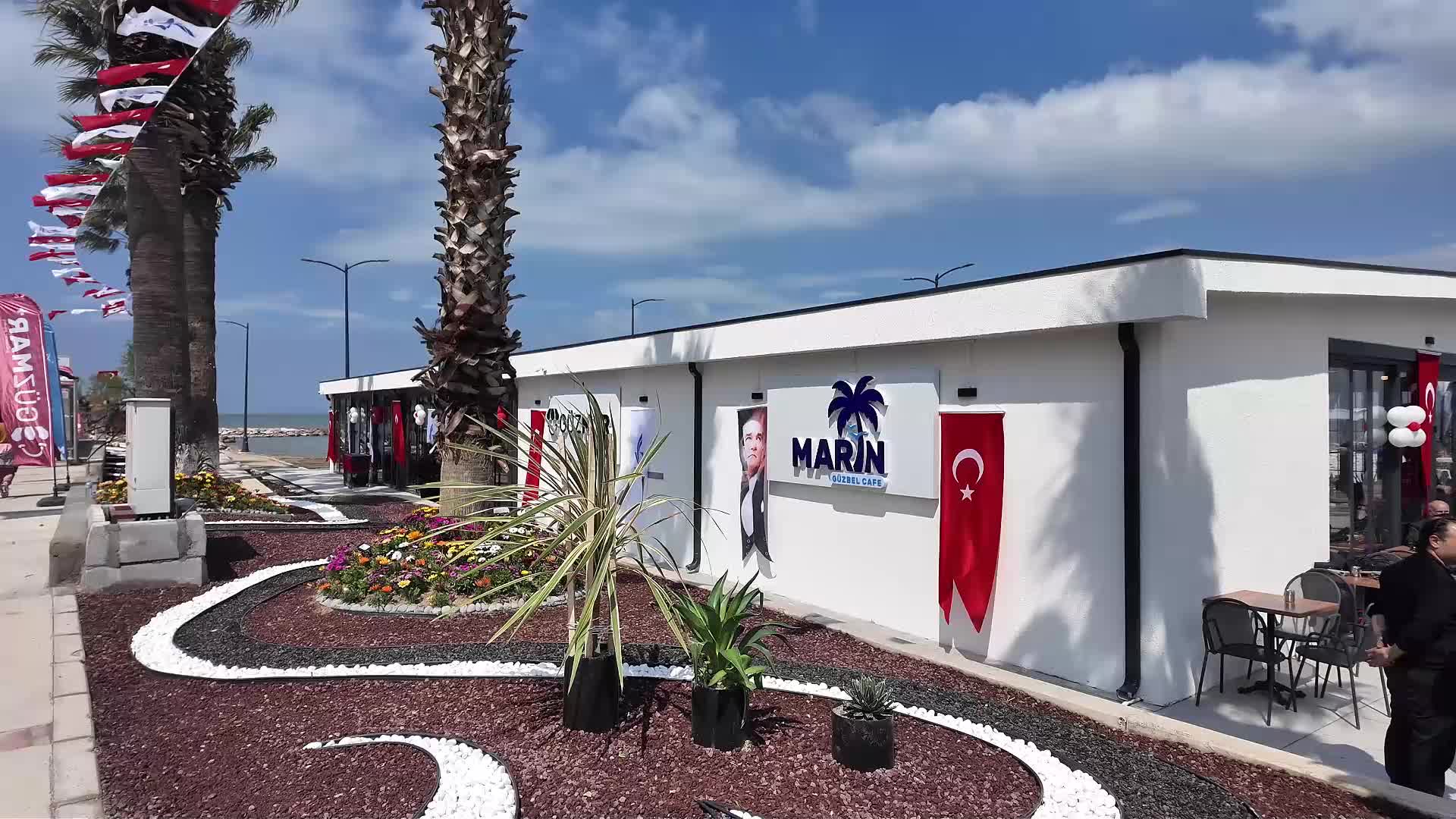Güzelbahçe Belediyesi'nden ilçeye değer katan yatırım... "Güzbel Marin" hizmete açıldı