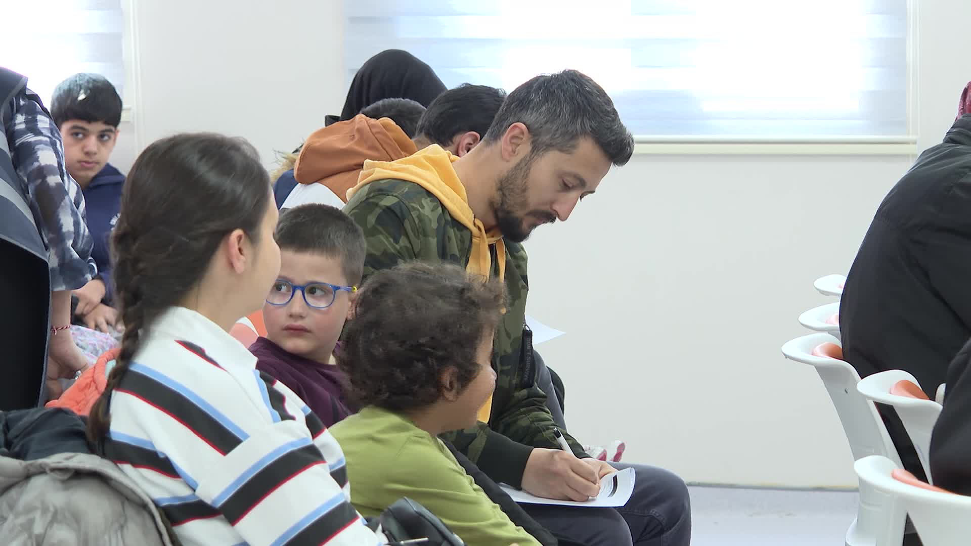 İzmir’de “Patili Dostumuz” projesiyle insan, hayvan ve doğa arasındaki bağ güçleniyor