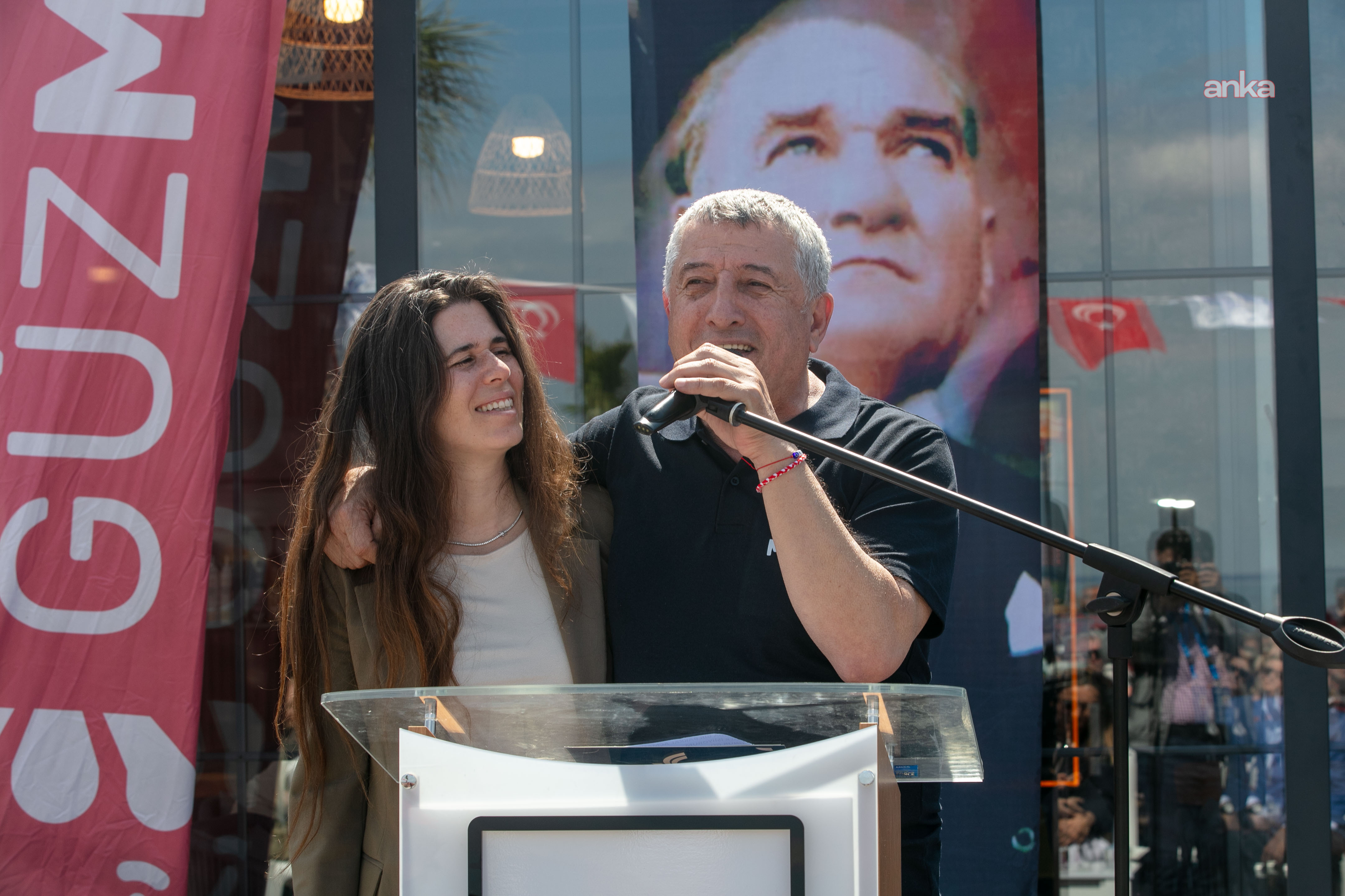 Güzelbahçe Belediye Başkanı Günay: “El ele, omuz omuza, sırt sırta vererek iktidara yürümeye devam edeceğiz”