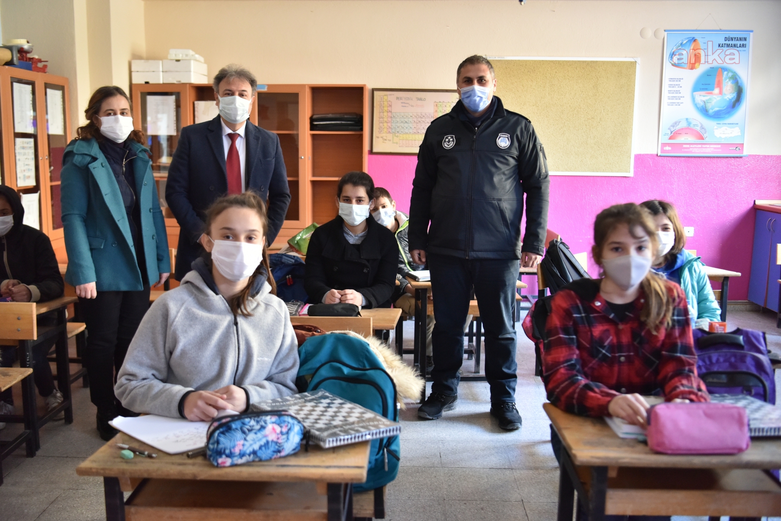 BORNOVA'DA OKUL ZİLİ BAŞKAN İDUĞ'DAN