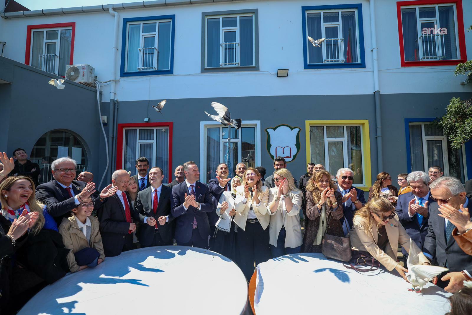 Bakırköy Belediye Başkanı Ovalıoğlu, Hristiyan yurttaşların Paskalya Yortusu’nu kutladı