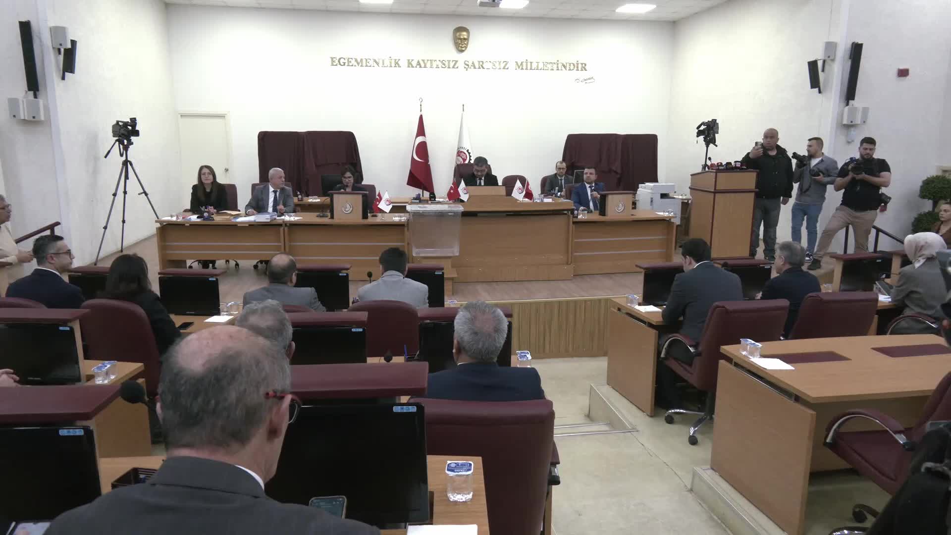 Uşak Belediye Başkan Vekilliğine Özlem Terekeci Özkan seçildi... Özkan: "Önemli olan Uşak halkı ise gerisi teferruattır"