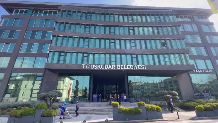 Üsküdar Belediyesi'nden açıklama: "Üsküdar Belediyesi’nin hiçbir birimi veya iştirak şirketi, hukuka aykırı bir faaliyetin içinde yer alamaz ve almamıştır"