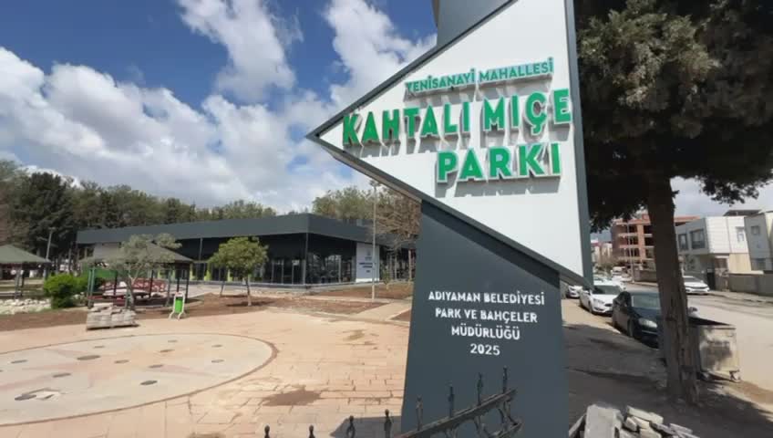 Adıyaman Belediyesi, kente bir kütüphane daha kazandırdı... Mehmet Sadık Gürsoy Kütüphanesi hizmete açıldı