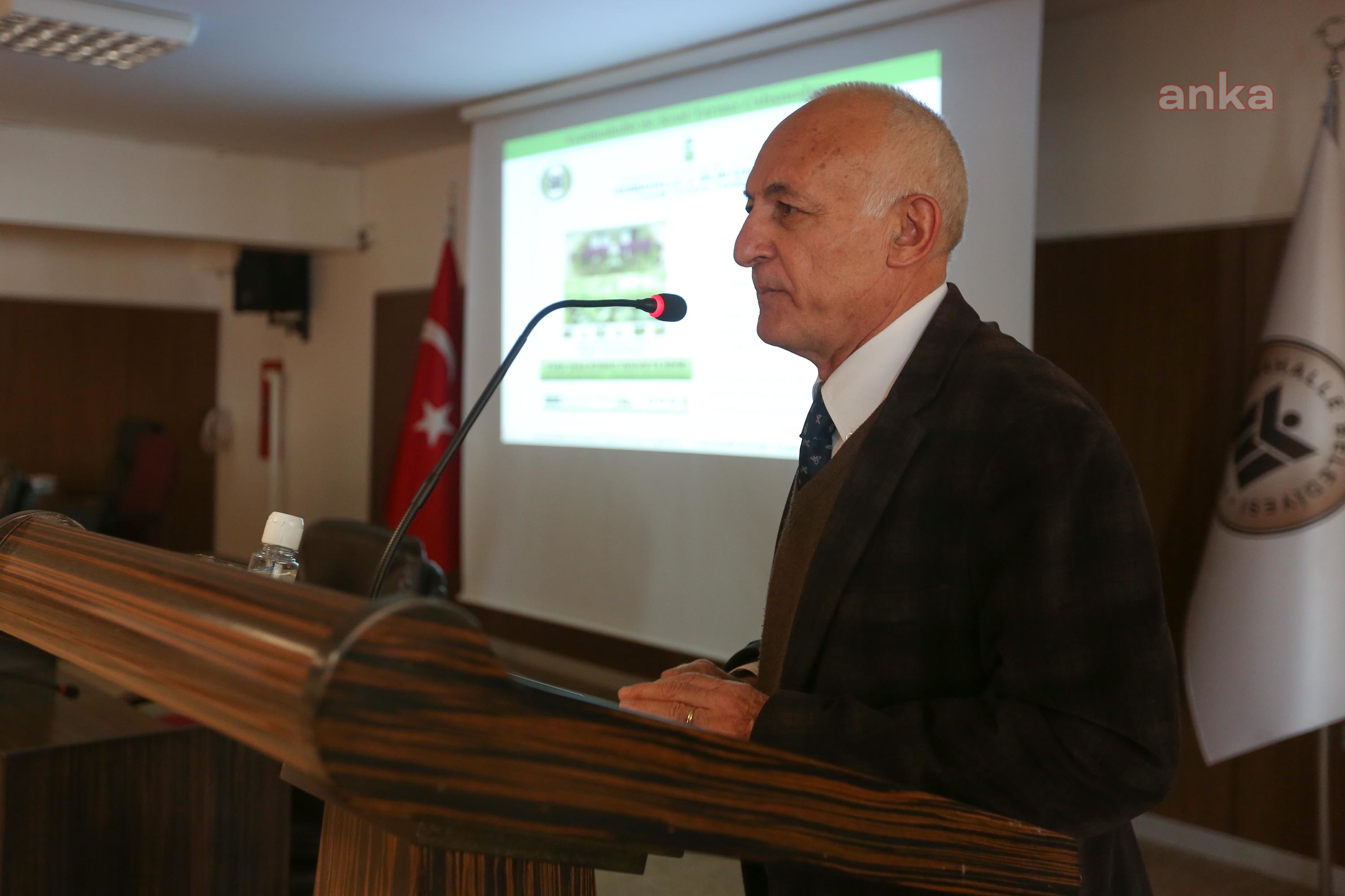 YENİMAHALLE'DE TARIMA DESTEK ÇALIŞMALARI ELE ALINDI