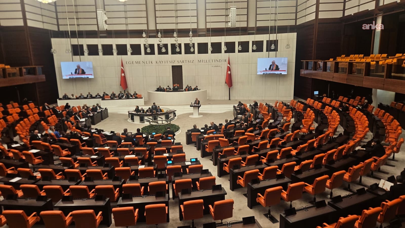 TBMM Genel Kurulu... Heval Bozdağ: Çocuk bakımı yalnızca anneyle özdeşleştirilmemeli, eşit ebeveynlik ve burada babaların bakım sorumluluğu güçlendirilmeli