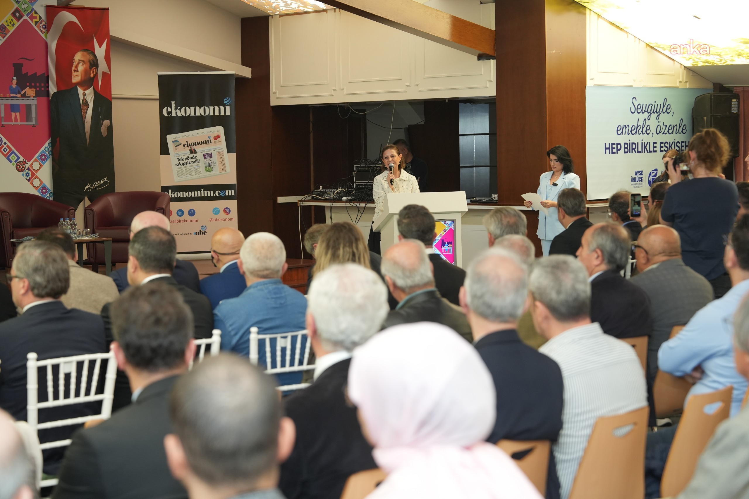 "2026 Eskişehir Yılı" etkinlikleri kapsamında "Ekonomi Zirvesi" düzenlendi