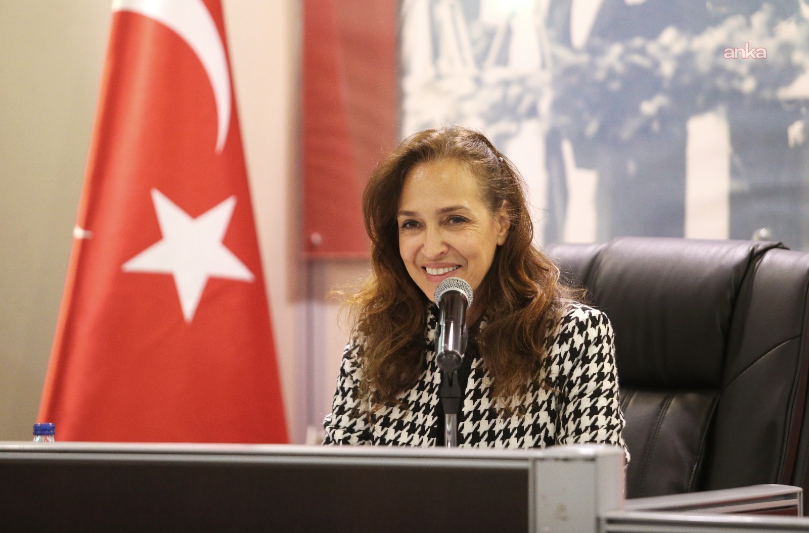 Karşıyaka Belediyesi’nin 2025 yılı faaliyetlerine onay… Başkan Ünsal: “Önümüzdeki üç yıl, attığımız temellerin daha da büyüyeceği bir dönem olacak”