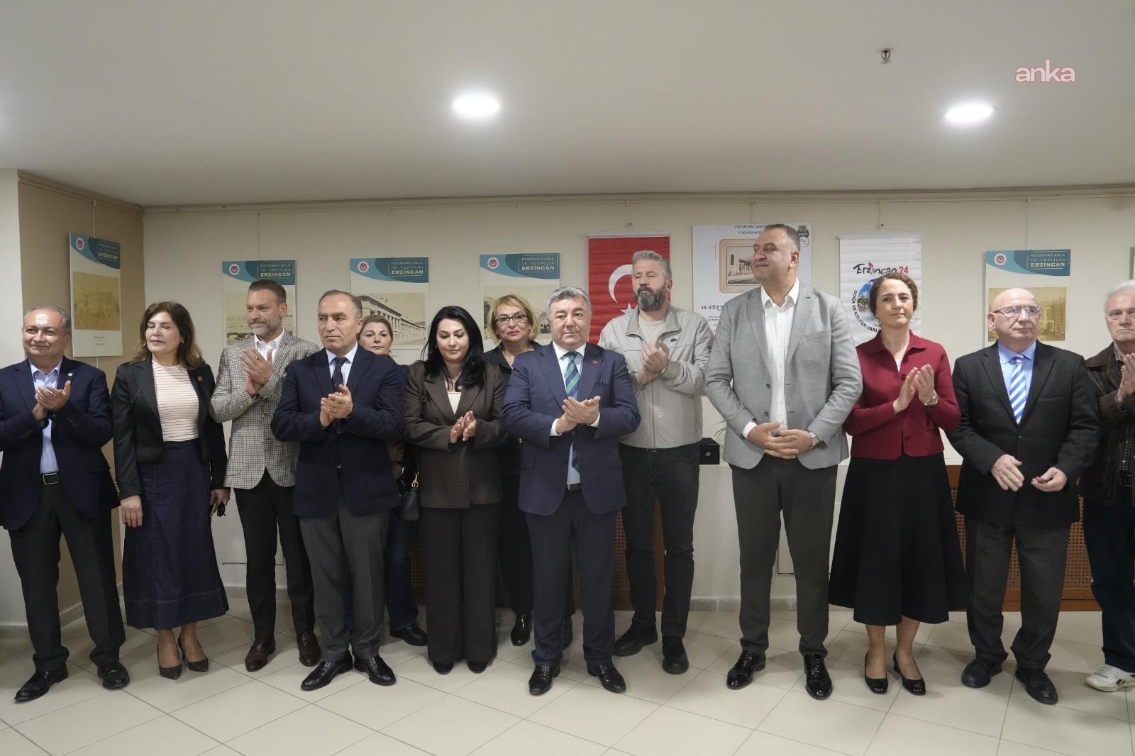Kartal’da "Fotoğraflarla 19. Yüzyıldan Günümüze Erzincan" sergisi açıldı