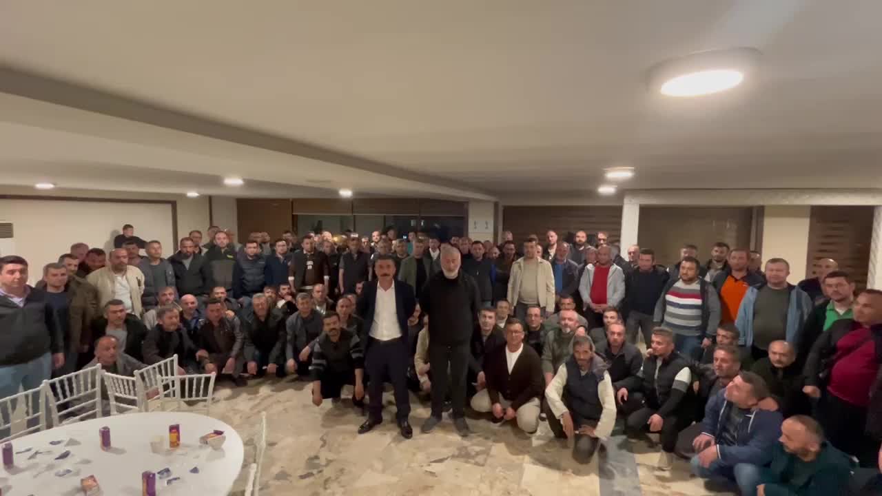 Beypazarı'ndaki maden işçileri alacaklarının ödenmesi talebiyle Ankara’ya yürüyecek