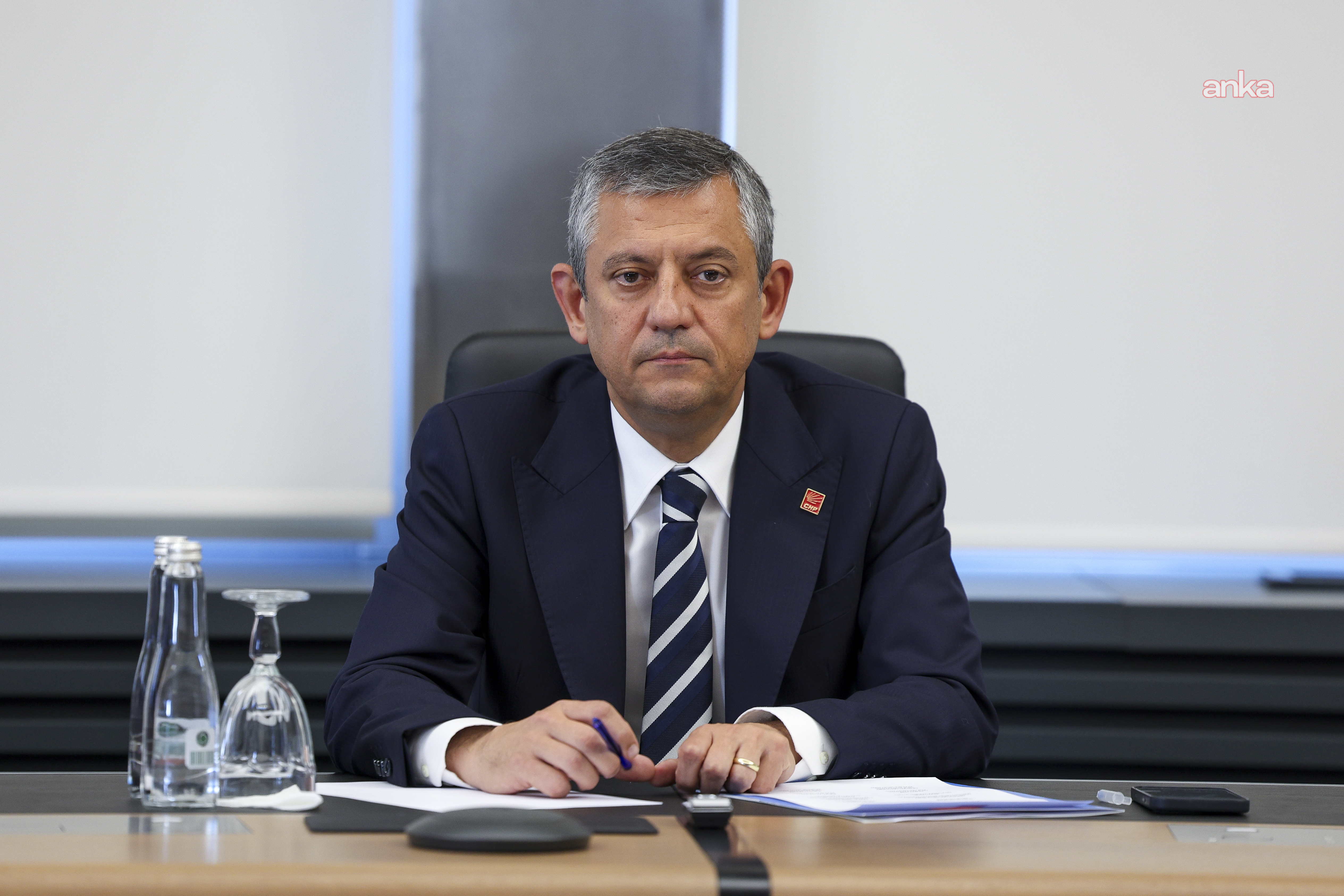 Özgür Özel’den Lucescu için taziye mektubu... “O, futbolu halkları birbirine yakınlaştıran, dostluğu güçlendiren güçlü bir imkân olarak temsil etmiştir”
