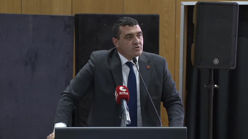 SDD'nin "Dokuz Umde'den Sosyal Demokrat Programa" etkinliği... Ulaş Karasu: "Anayasa'ya göre çocuk işçiliği ile mücadele etmesi gereken iktidar, kılını kıpırdatmadı"