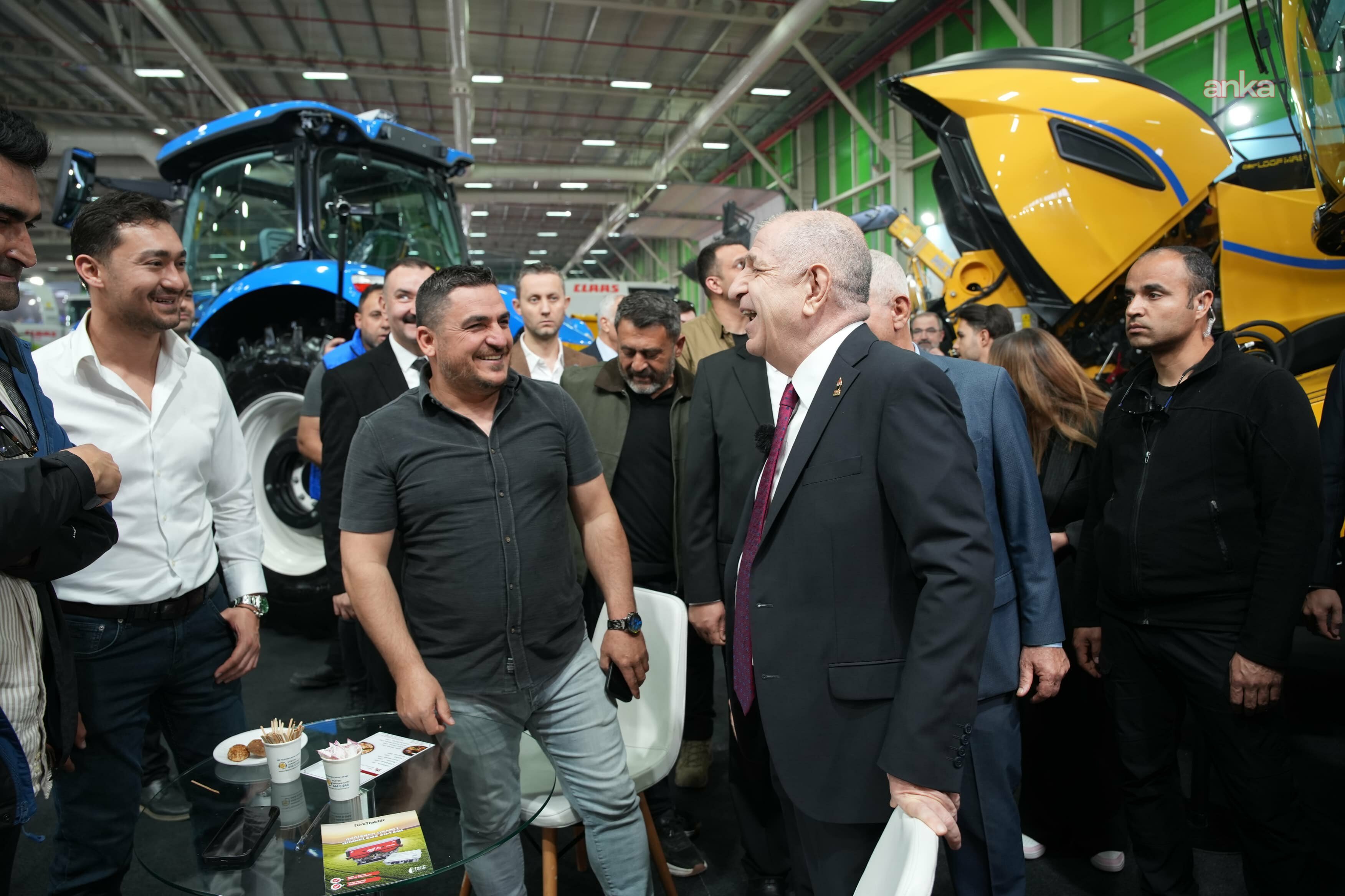 Ümit Özdağ, Konya TÜYAP Fuar Merkezi’nde düzenlenen Tarım Fuarı’nı ziyaret etti