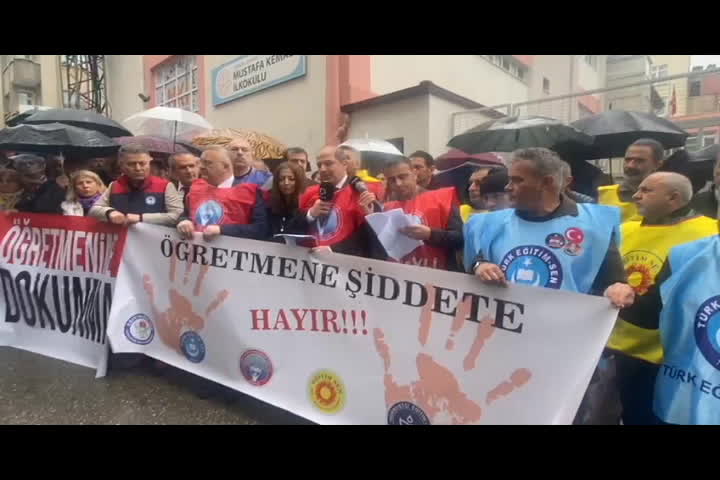 Samsun'da öğretmene yönelik veli saldırısı eğitimcilerce protesto edildi