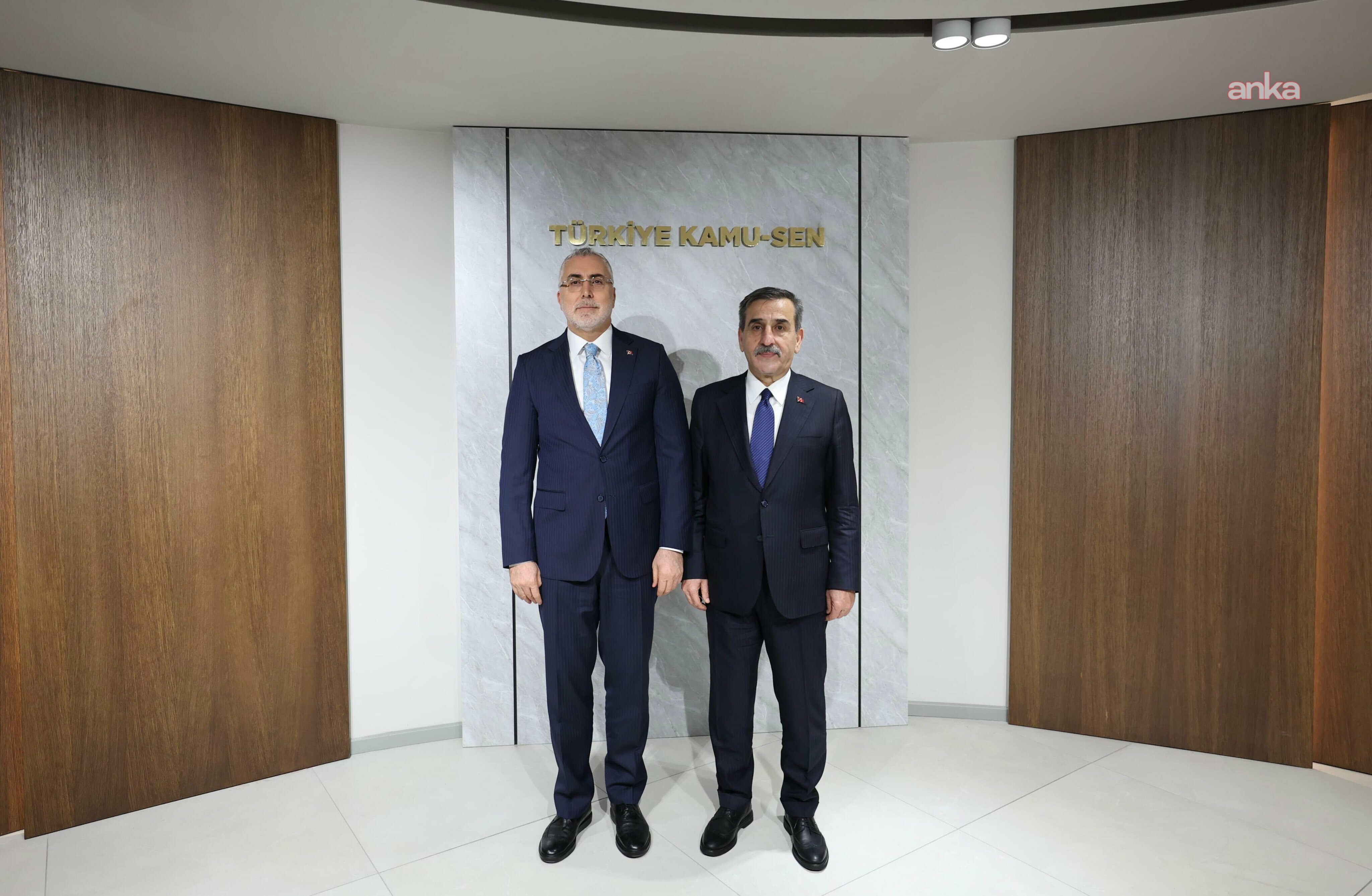 Vedat Işıkhan, Türkiye Kamu-Sen yönetimiyle biraraya geldi