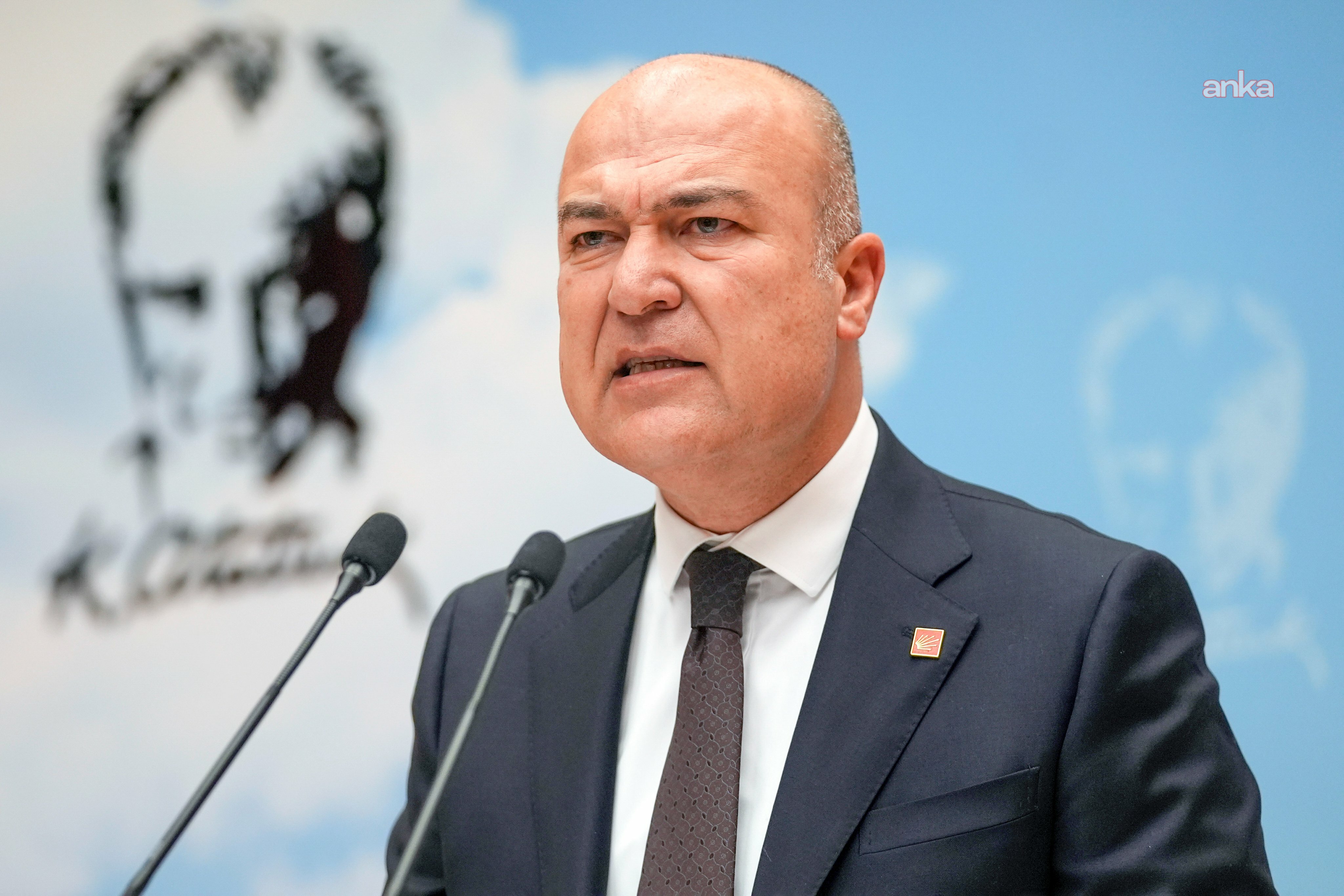Murat Bakan'dan : Askerin ve polisin yaşadığı sorunlar hakkında CHP olarak Genel Kurula getirdiğimiz her teklif, her öneri AKP ve MHP oylarıyla reddedildi