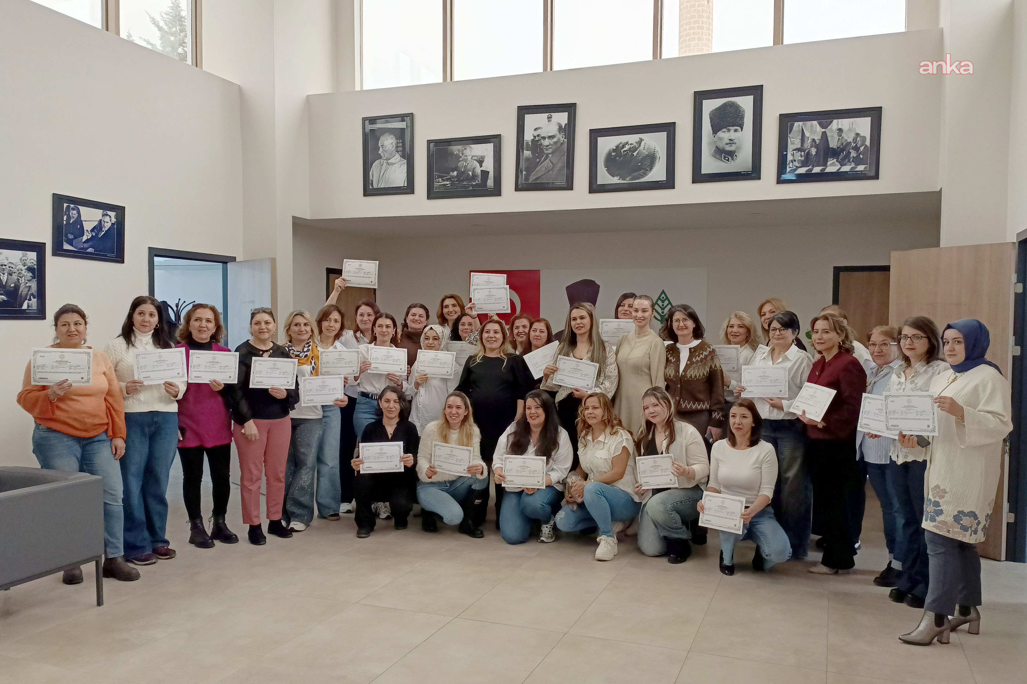 Çankaya Evi meslek edindirme eğitiminde 40 kursiyere sertifika