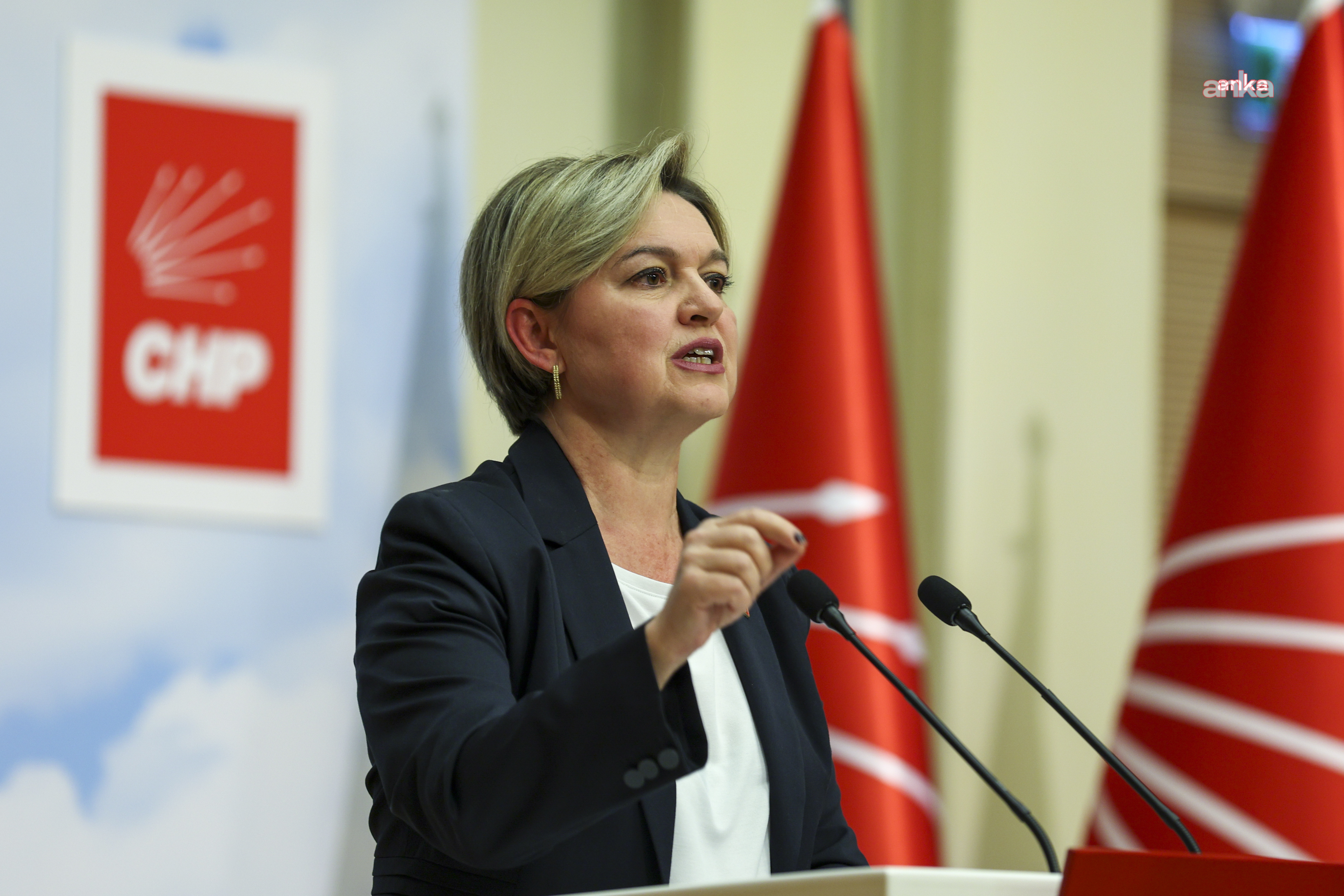 Ümit Erkol'un gözaltına alınması... Selin Sayek Böke: "Partimizin siyasi ve kurumsal varlığına dönük iktidar saldırılarının yeni bir halkasıdır"