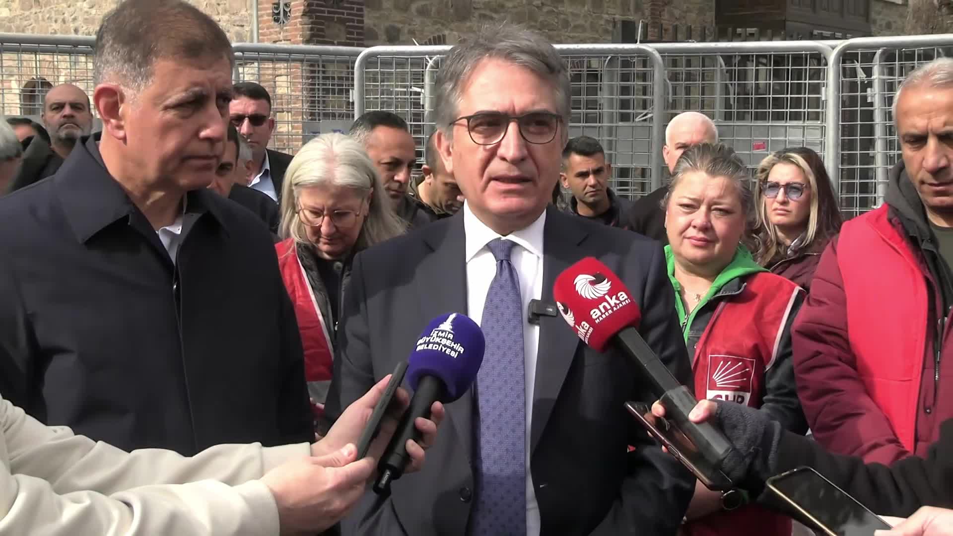 Yalçın Karatepe’den Meslek Fabrikası’nda devam eden direnişe destek ziyareti...