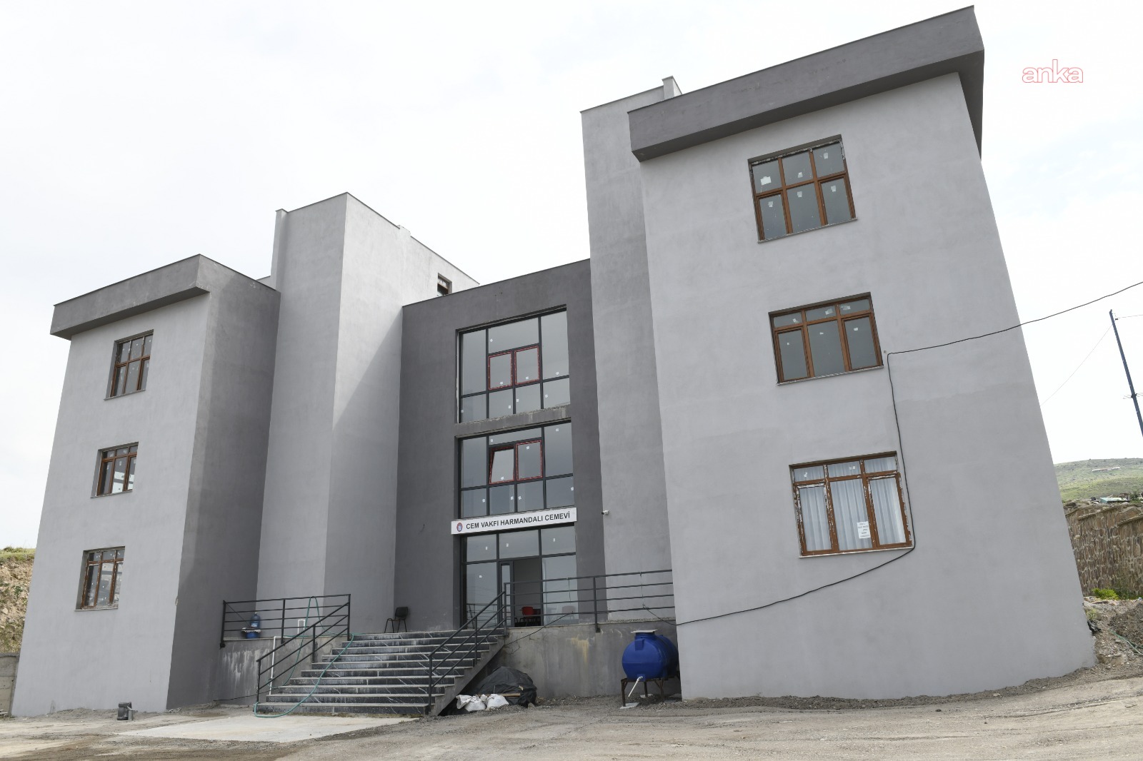 Çiğli Belediyesi’nden cemevi ve ibadethanelere destek